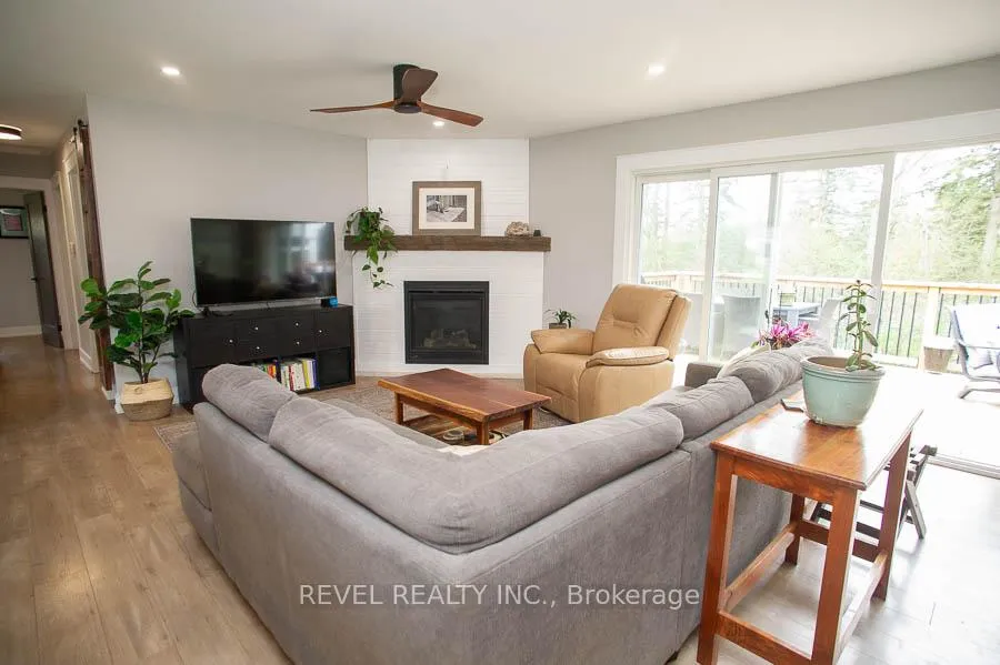 Photo 10 of 20 Russell Street, Brant, Brantford Twp — HOMEH