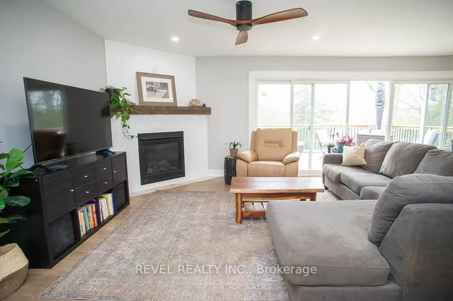 Photo 11 of 20 Russell Street, Brant, Brantford Twp — HOMEH