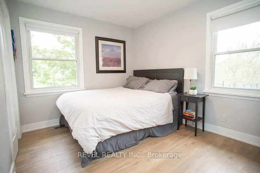 Photo 18 of 20 Russell Street, Brant, Brantford Twp — HOMEH