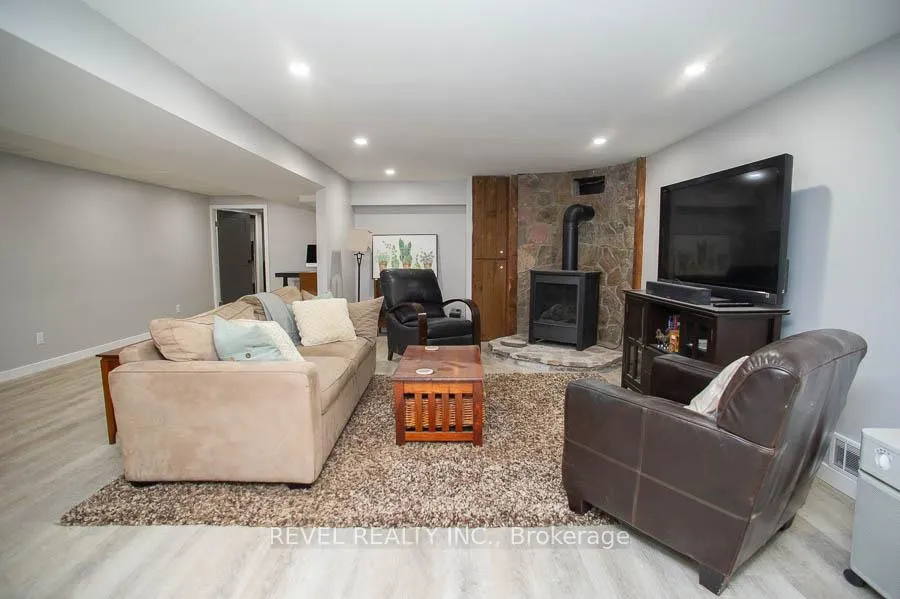 Photo 27 of 20 Russell Street, Brant, Brantford Twp — HOMEH