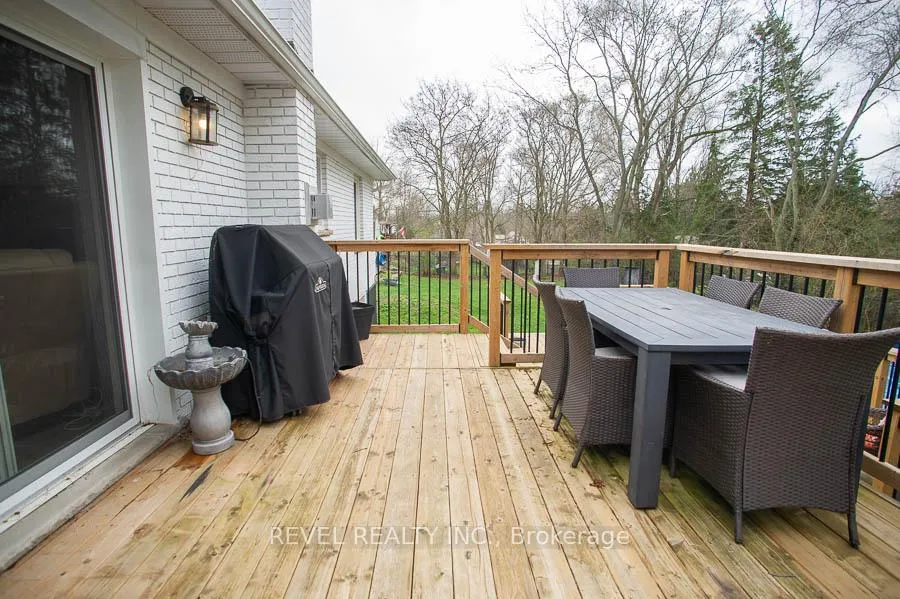 Photo 33 of 20 Russell Street, Brant, Brantford Twp — HOMEH