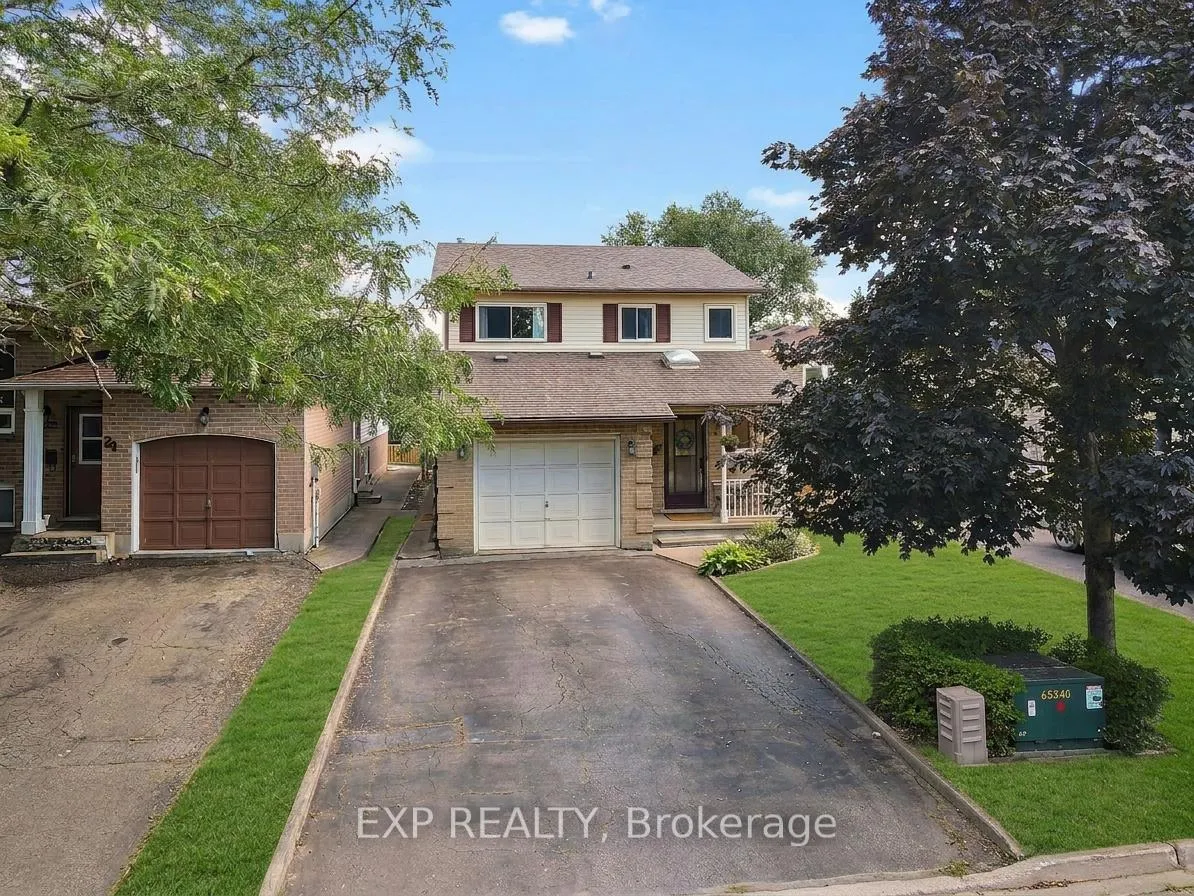 Photo 3 of 22 Lampman Crescent, Thorold, Confederation Heights — HOMEH