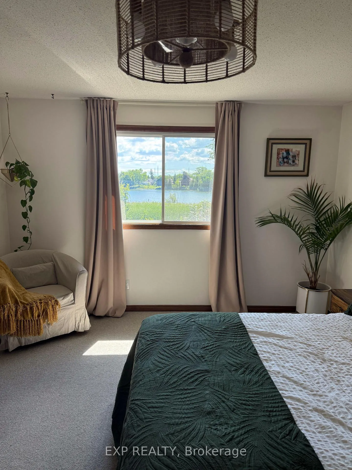 Photo 22 of 22 Lampman Crescent, Thorold, Confederation Heights — HOMEH