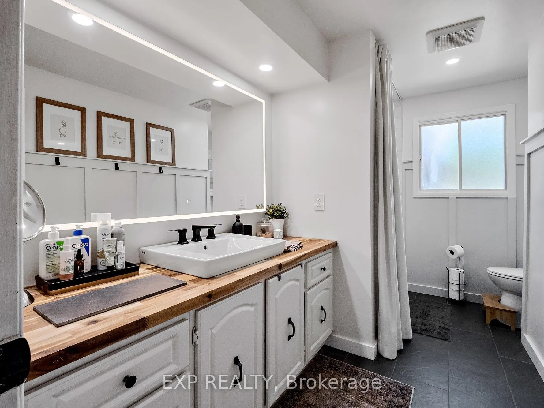 Photo 23 of 22 Lampman Crescent, Thorold, Confederation Heights — HOMEH
