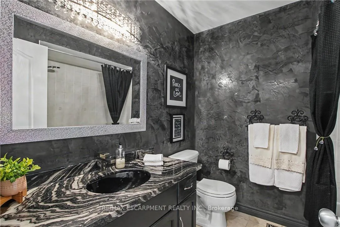 Photo 22 of Unit 31, 60 Cloverleaf Drive, Hamilton, Meadowlands — HOMEH