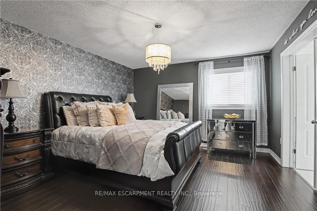 Photo 23 of Unit 31, 60 Cloverleaf Drive, Hamilton, Meadowlands — HOMEH