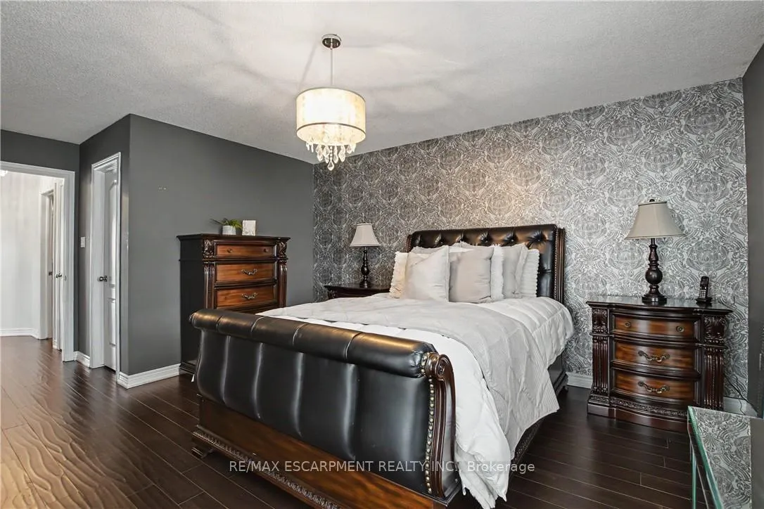 Photo 24 of Unit 31, 60 Cloverleaf Drive, Hamilton, Meadowlands — HOMEH