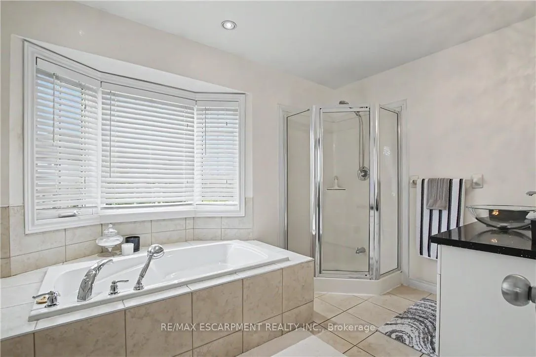Photo 26 of Unit 31, 60 Cloverleaf Drive, Hamilton, Meadowlands — HOMEH