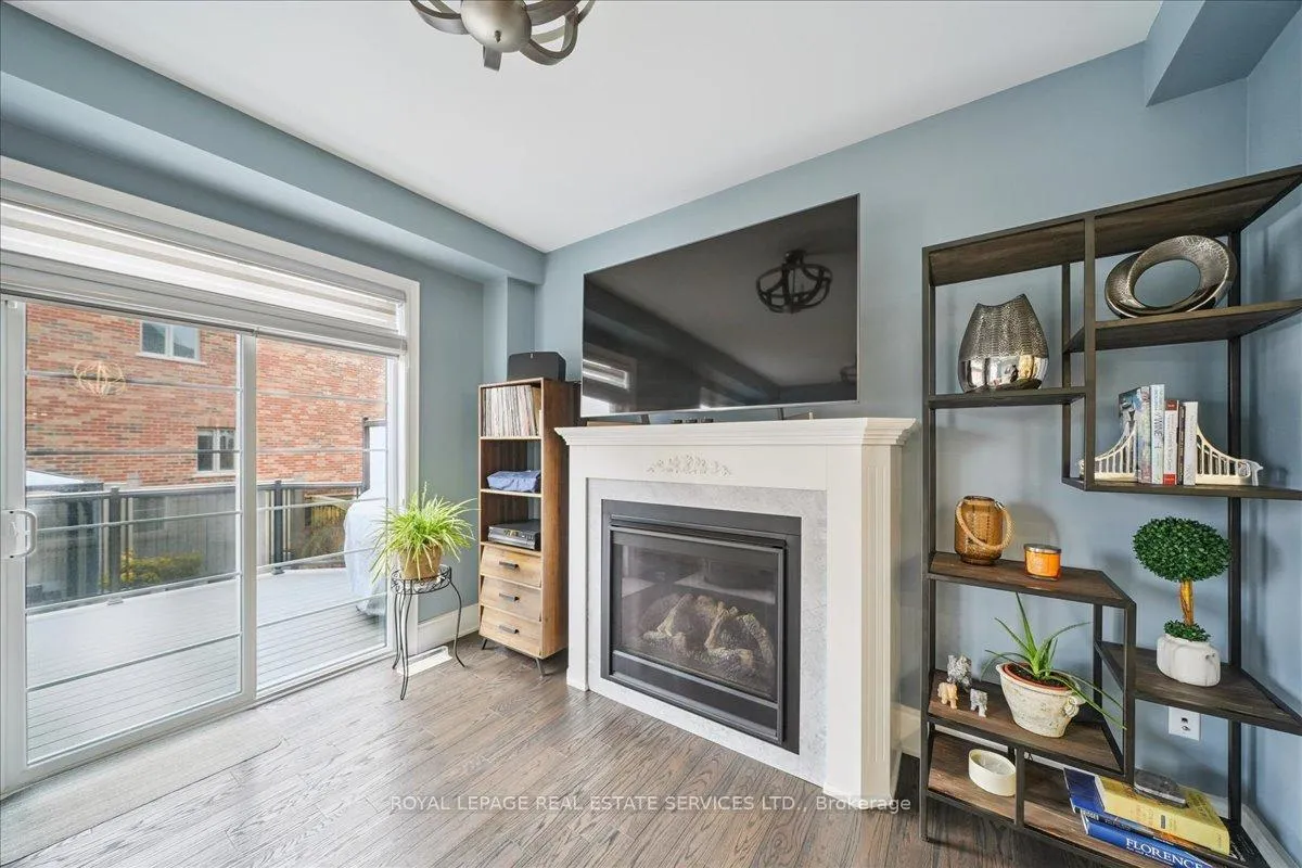 Photo 17 of 63 Edinburgh Drive, Brampton, Bram West — HOMEH