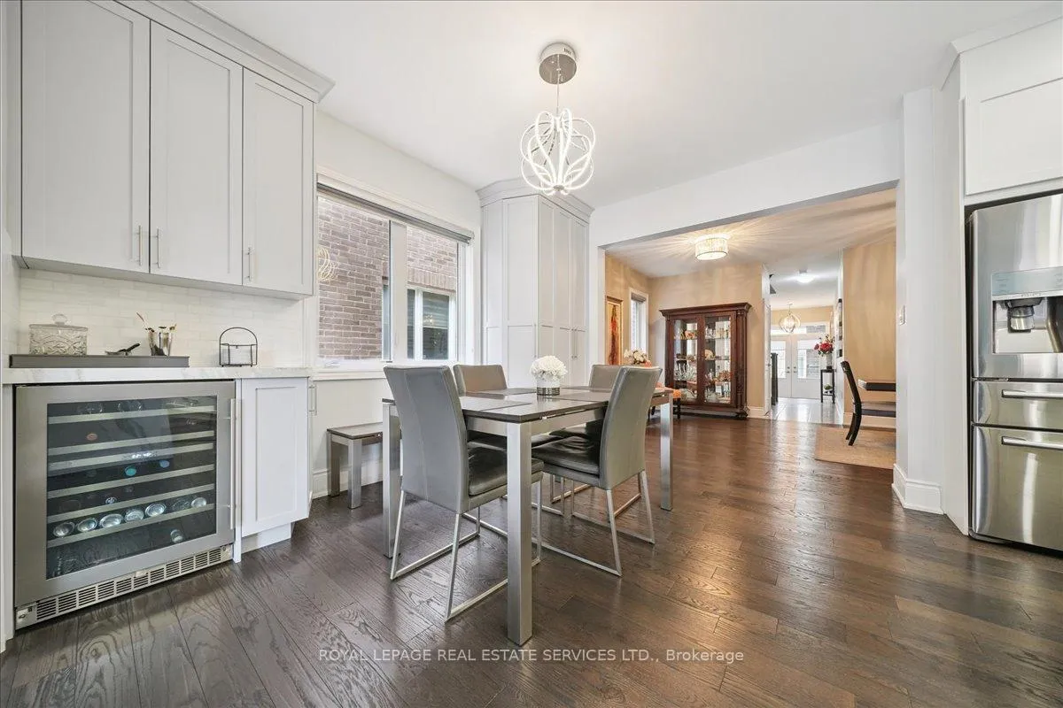 Photo 20 of 63 Edinburgh Drive, Brampton, Bram West — HOMEH