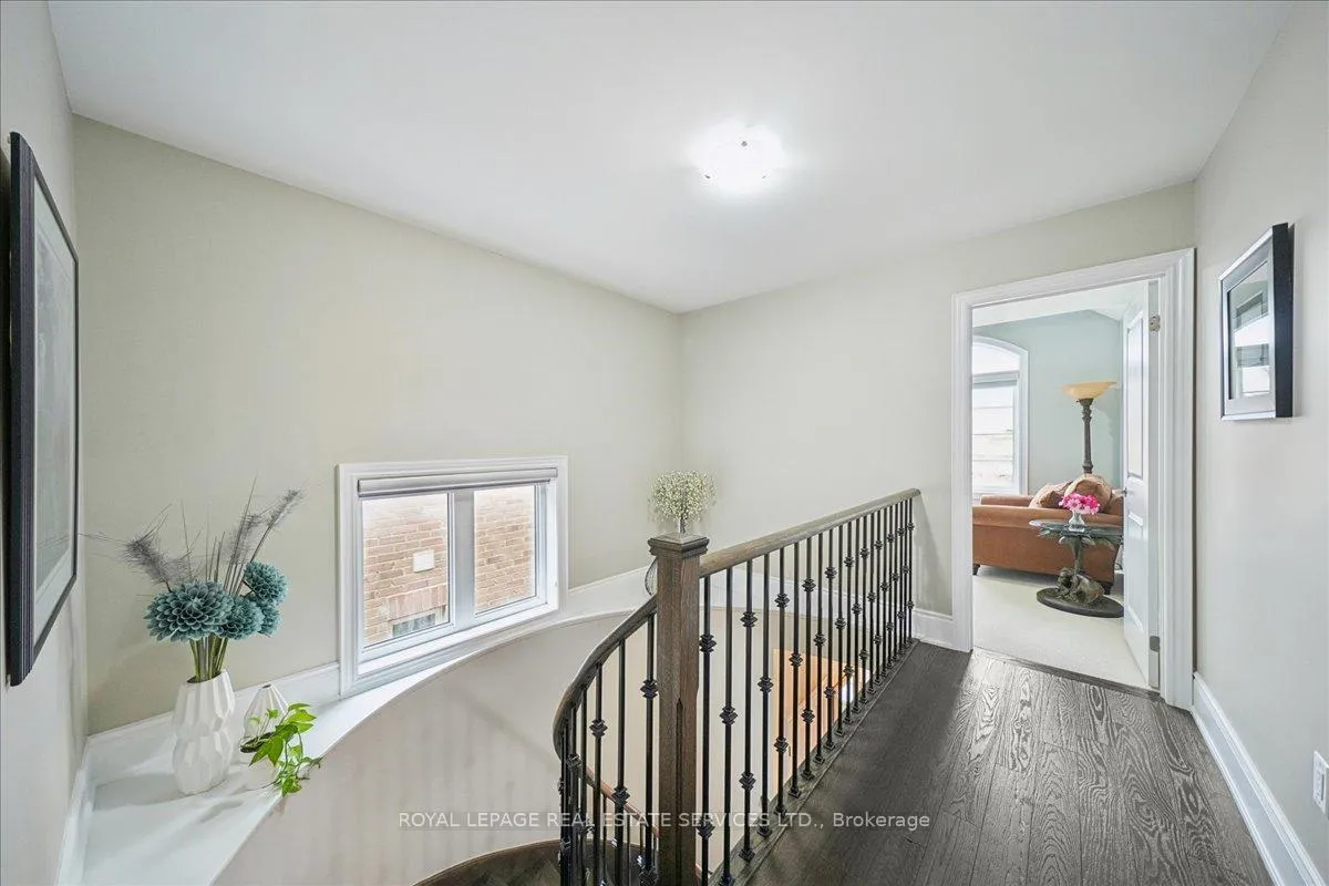 Photo 22 of 63 Edinburgh Drive, Brampton, Bram West — HOMEH