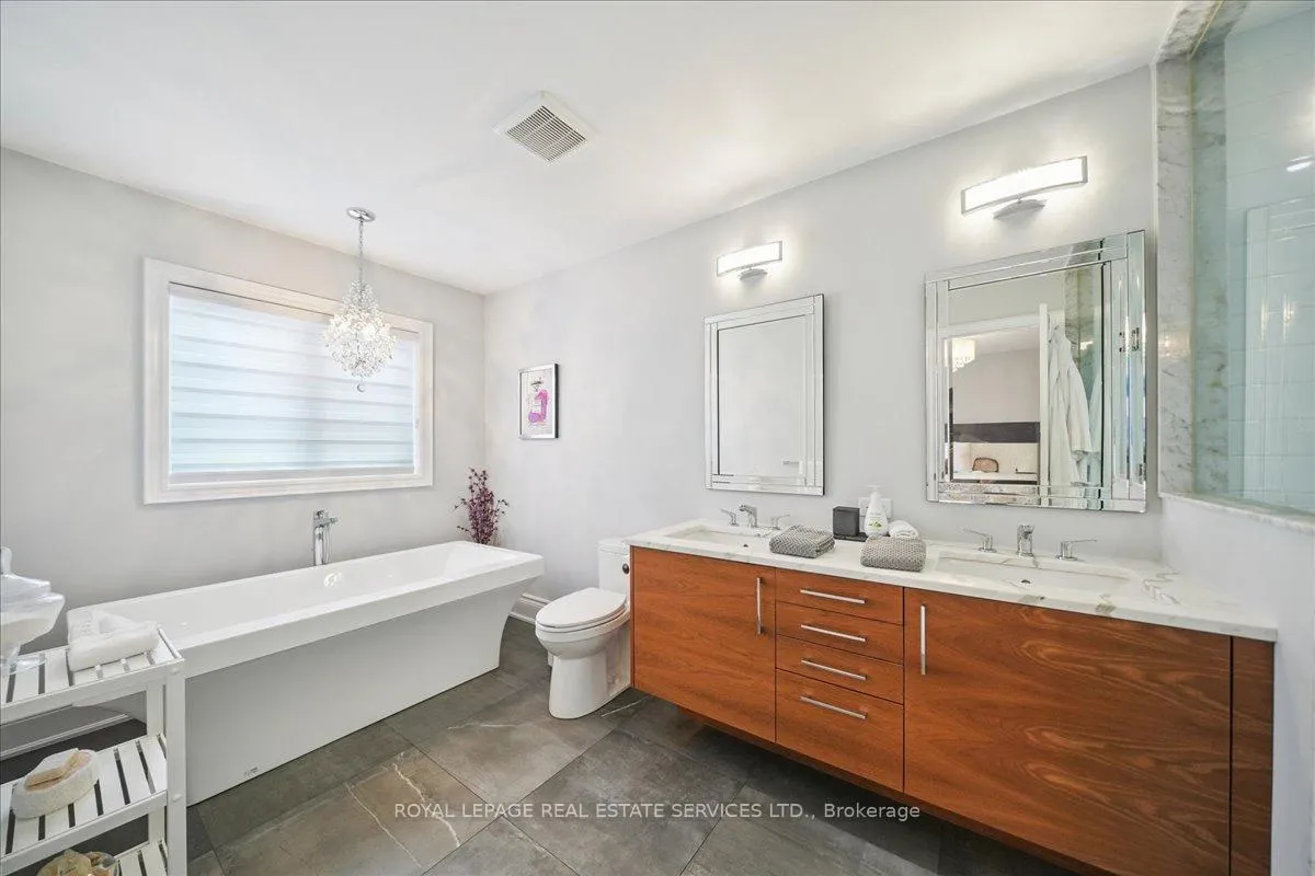 Photo 38 of 63 Edinburgh Drive, Brampton, Bram West — HOMEH