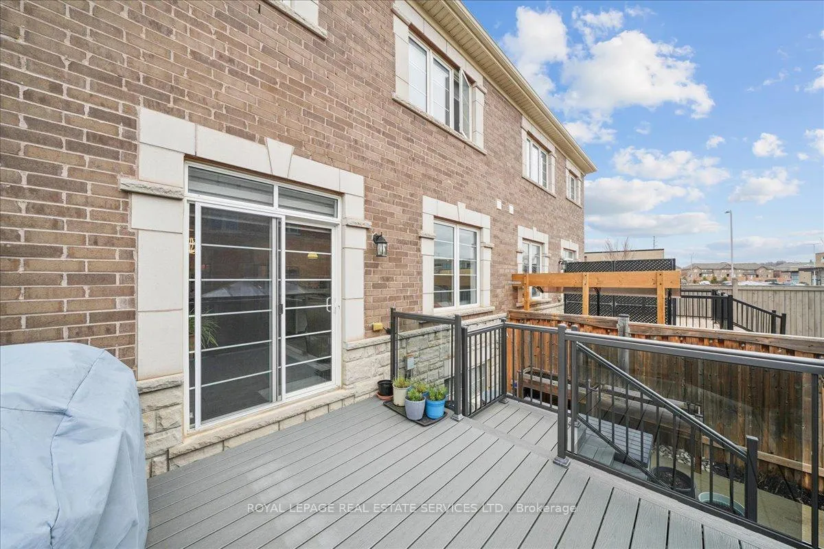 Photo 45 of 63 Edinburgh Drive, Brampton, Bram West — HOMEH