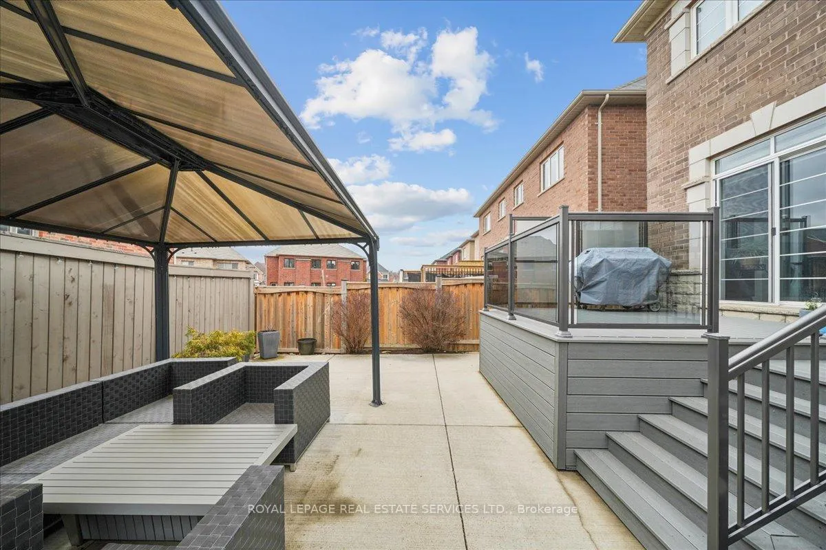 Photo 46 of 63 Edinburgh Drive, Brampton, Bram West — HOMEH