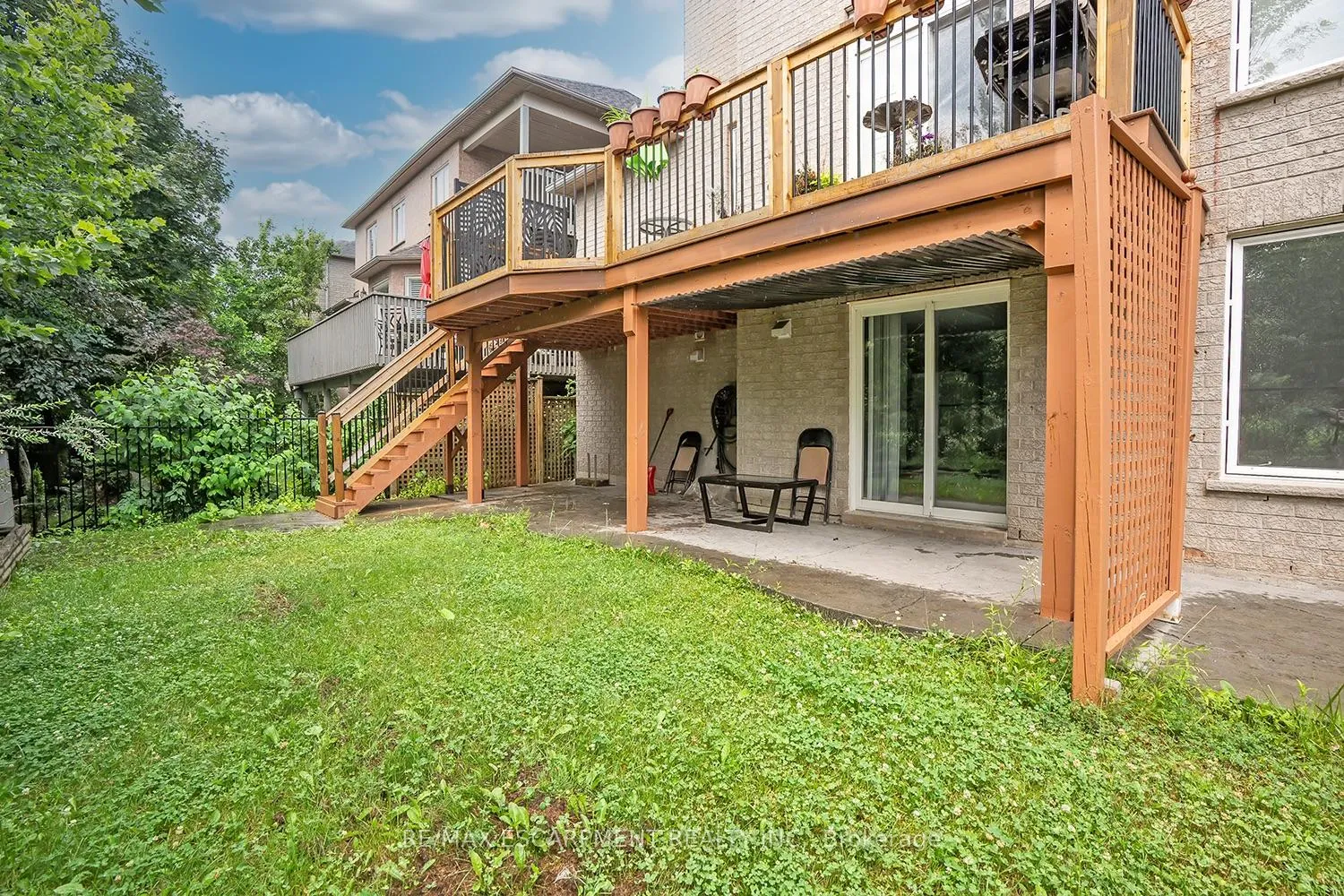 Photo 8 of Unit Lower, 5410 Duchess Court, Burlington, Orchard — HOMEH