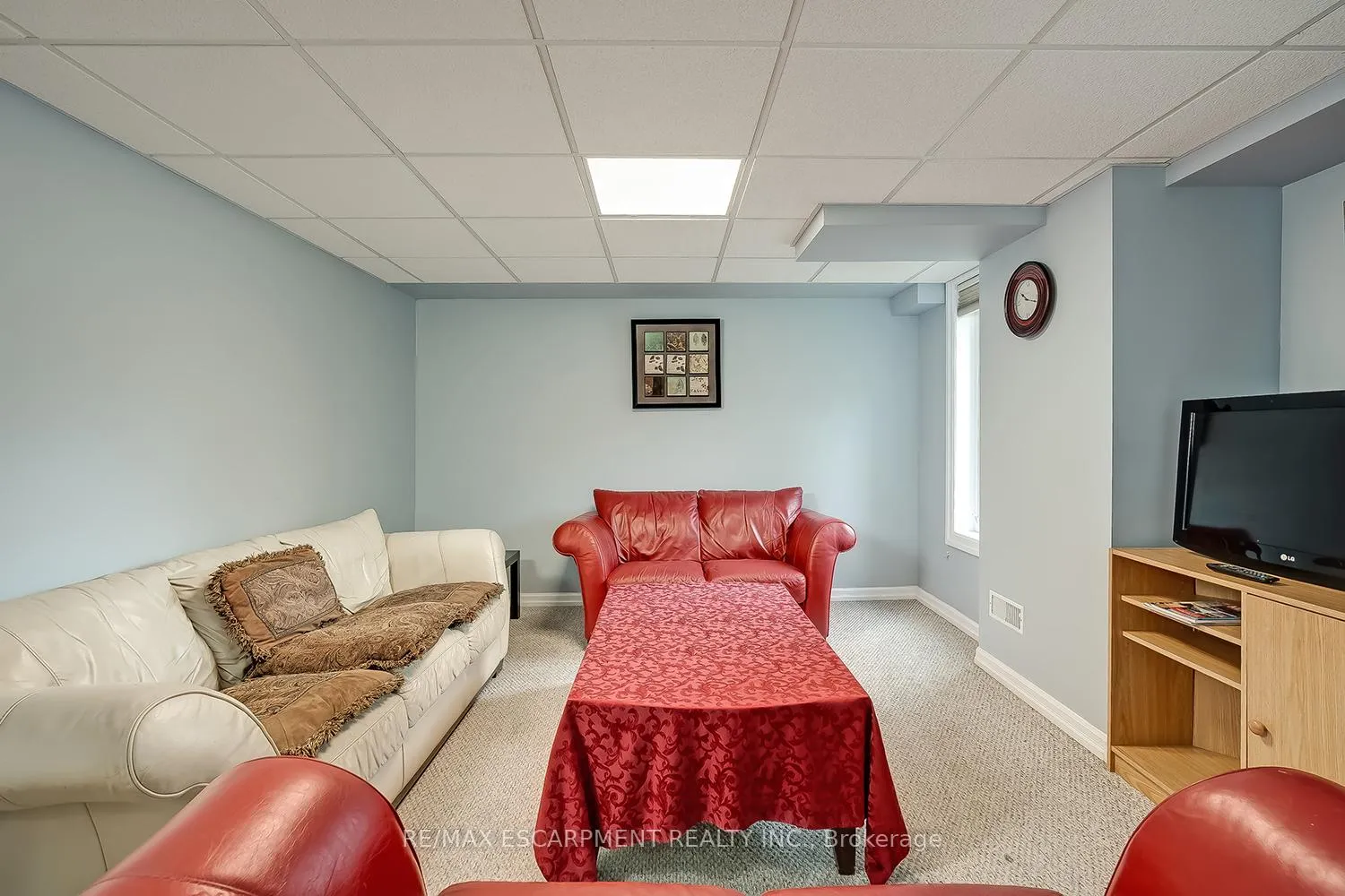 Photo 16 of Unit Lower, 5410 Duchess Court, Burlington, Orchard — HOMEH