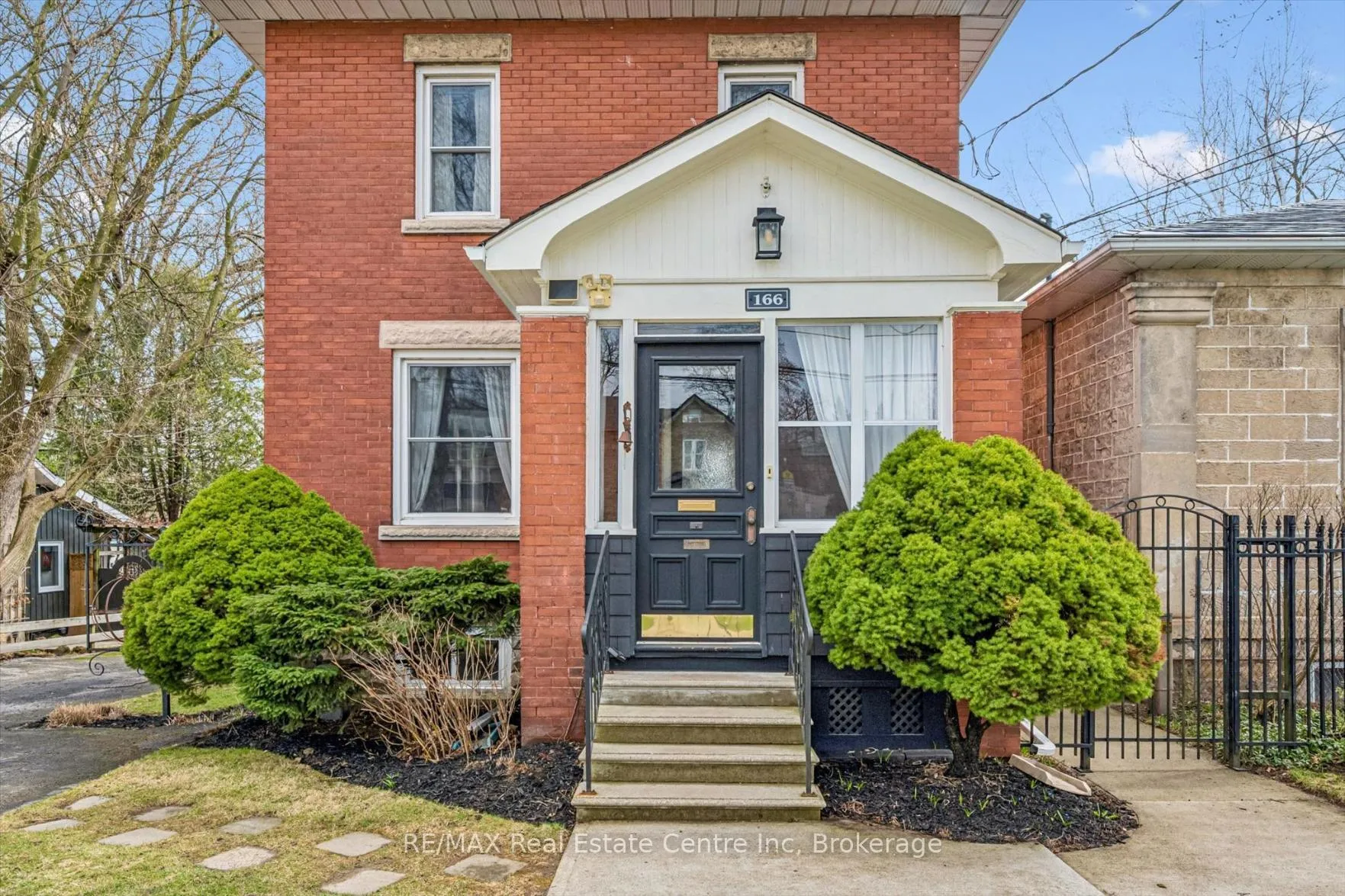 Photo 2 of 166 Waterloo Avenue, Guelph, Downtown — HOMEH