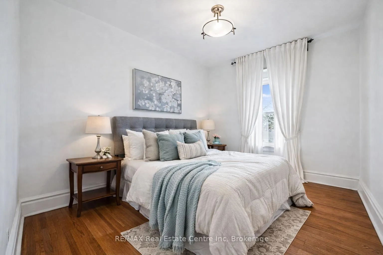Photo 10 of 166 Waterloo Avenue, Guelph, Downtown — HOMEH