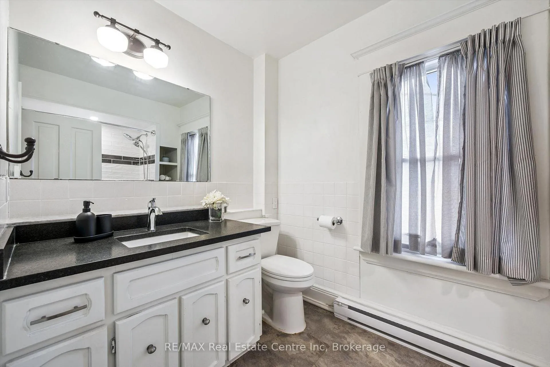 Photo 13 of 166 Waterloo Avenue, Guelph, Downtown — HOMEH