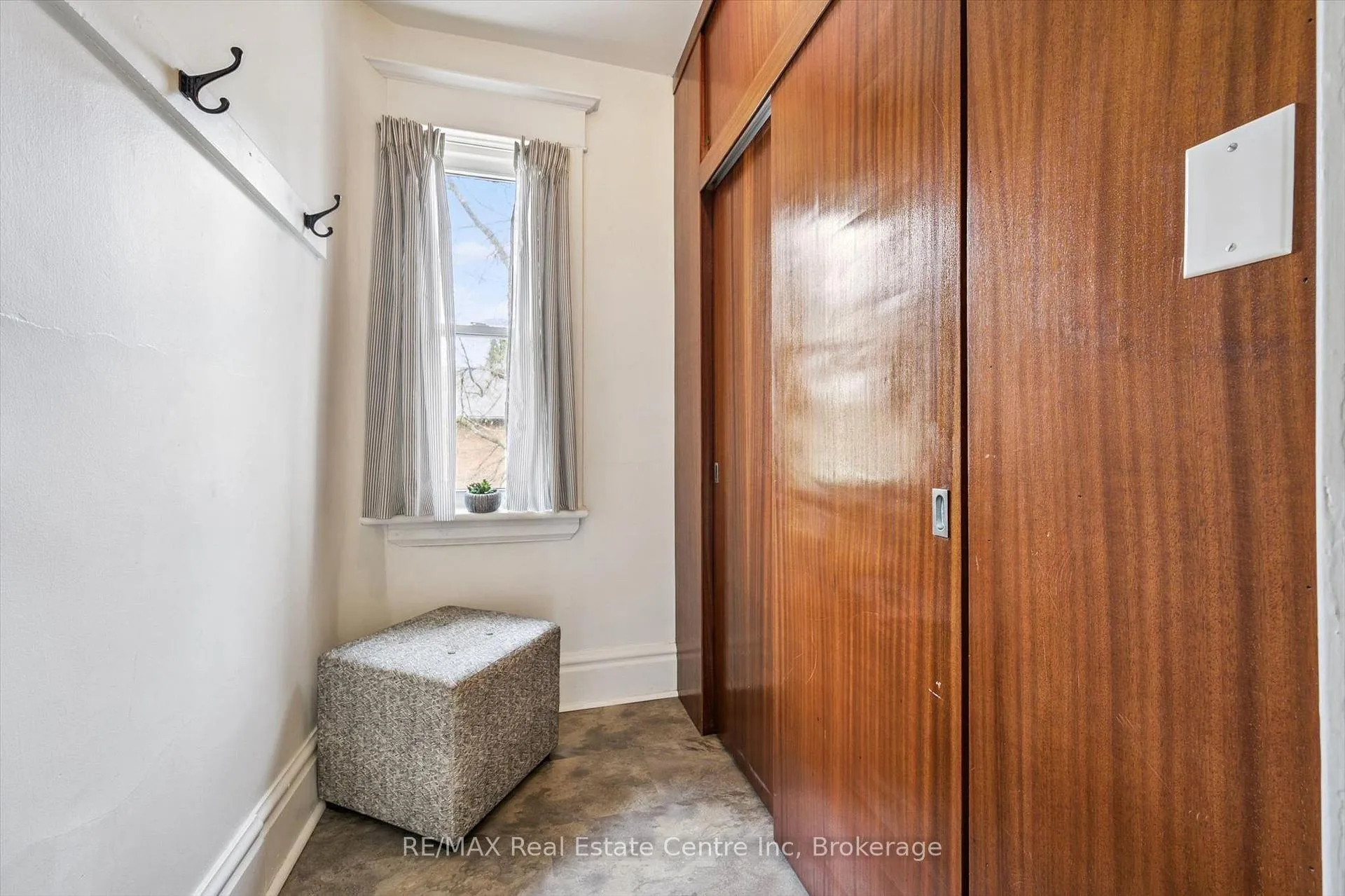 Photo 14 of 166 Waterloo Avenue, Guelph, Downtown — HOMEH