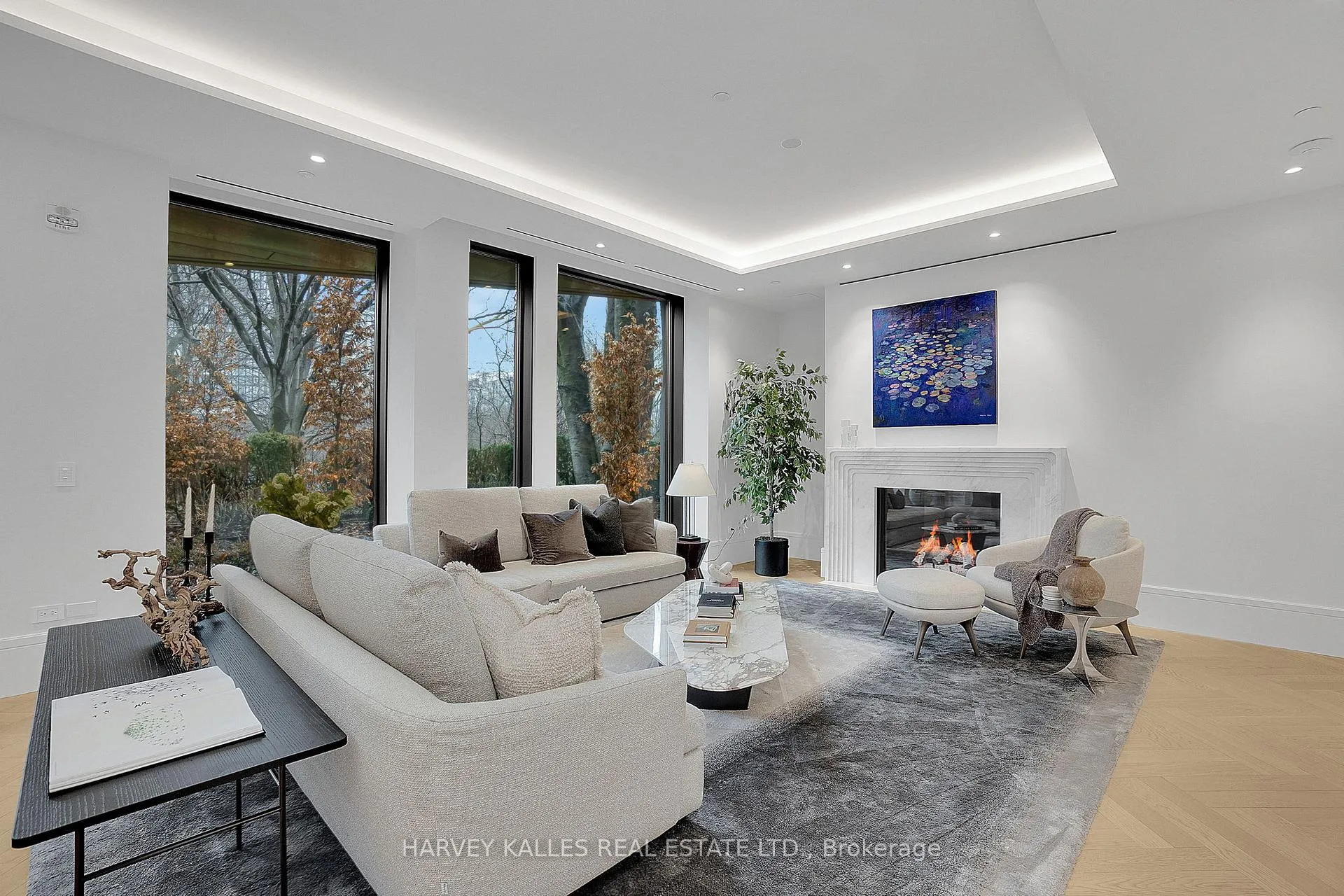 Photo 1 of Unit 104, 7 Dale Avenue, Toronto, Rosedale-Moore Park — HOMEH