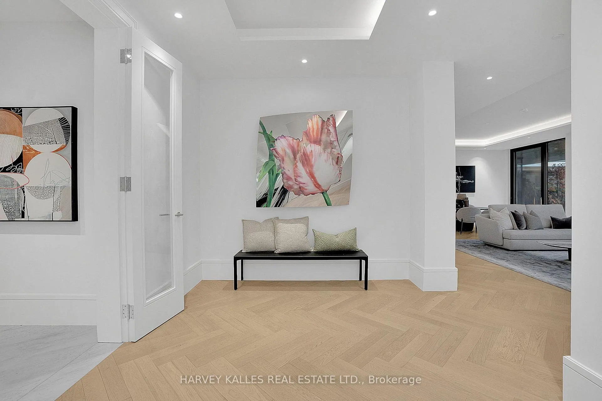 Photo 6 of Unit 104, 7 Dale Avenue, Toronto, Rosedale-Moore Park — HOMEH