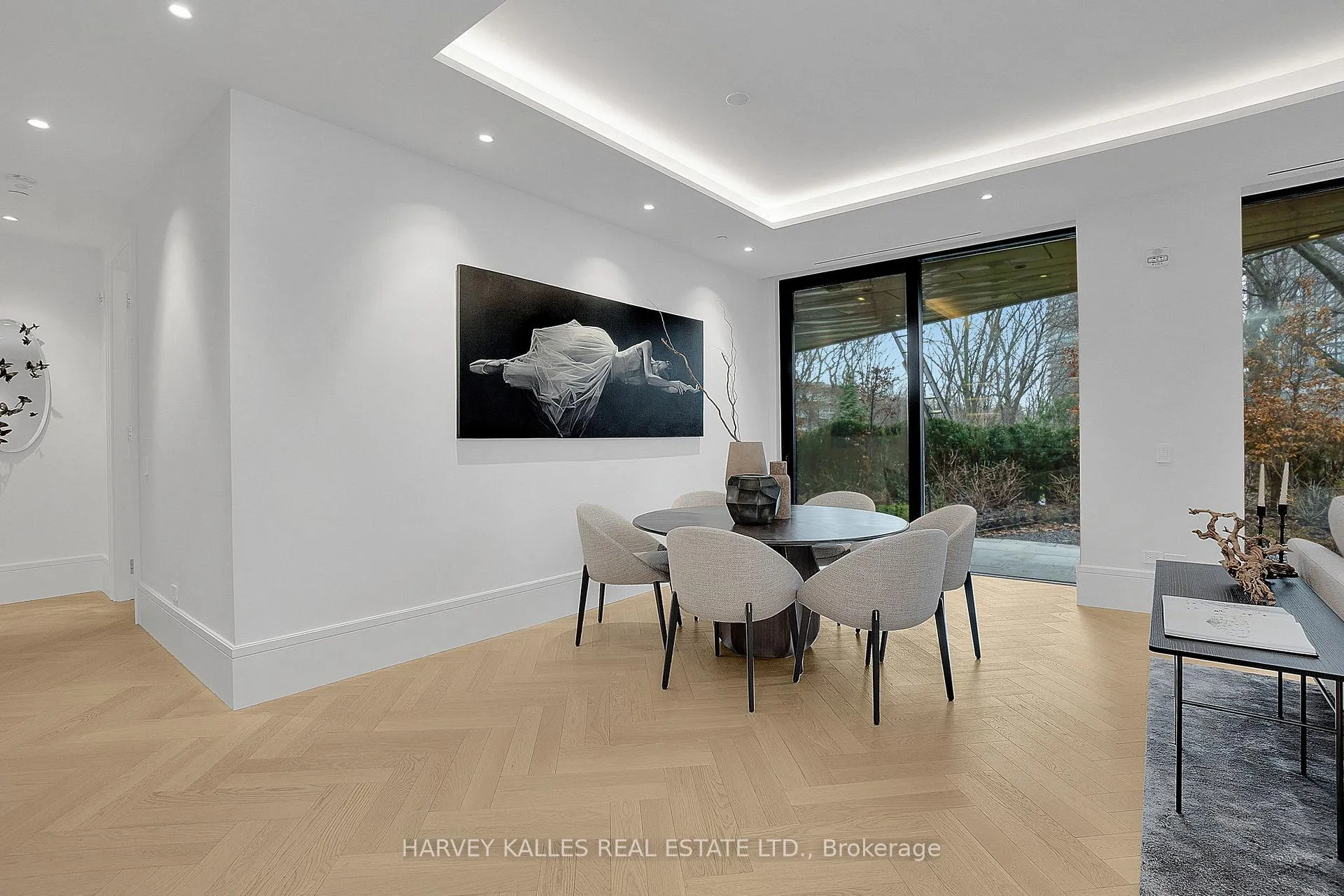 Photo 11 of Unit 104, 7 Dale Avenue, Toronto, Rosedale-Moore Park — HOMEH