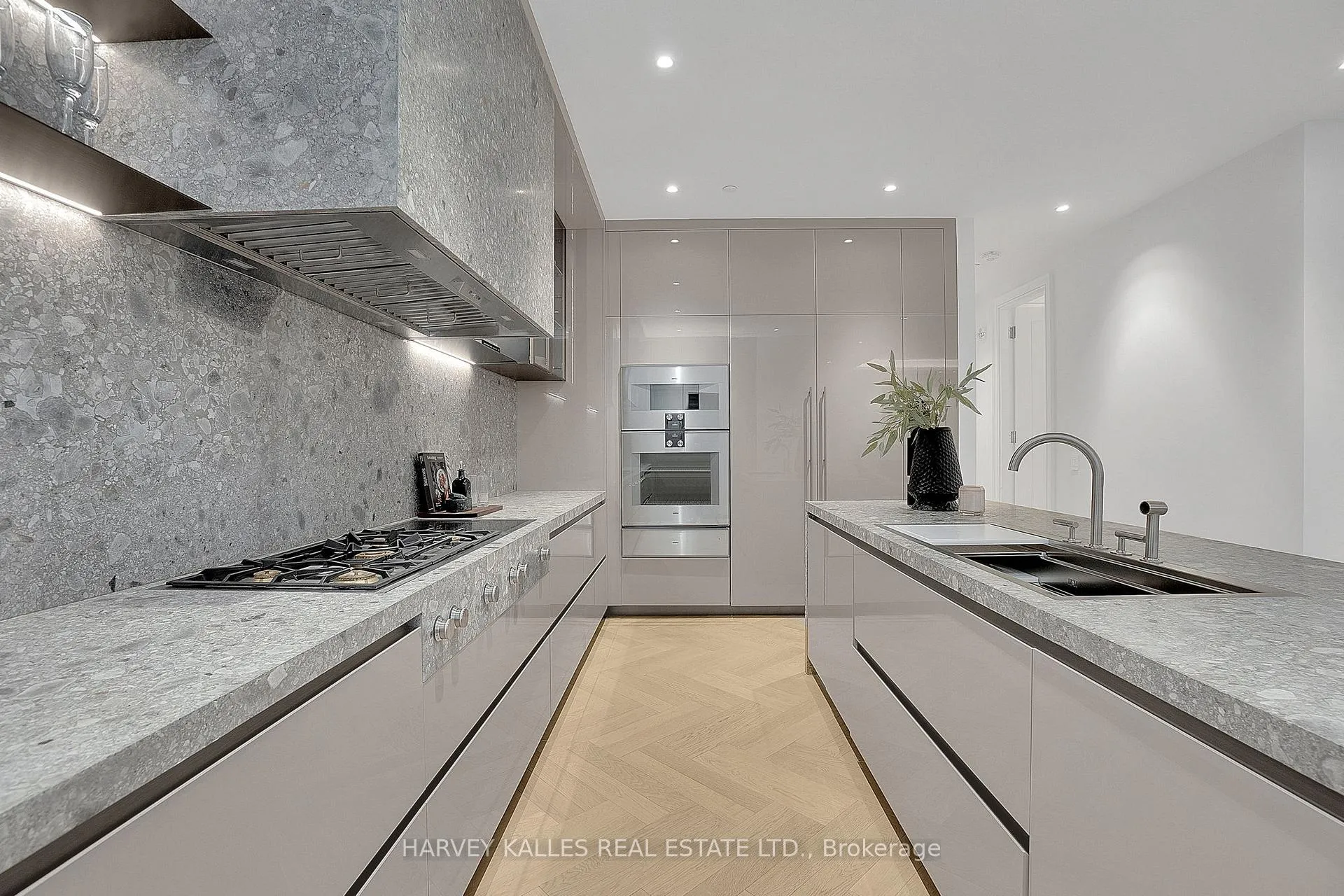 Photo 16 of Unit 104, 7 Dale Avenue, Toronto, Rosedale-Moore Park — HOMEH