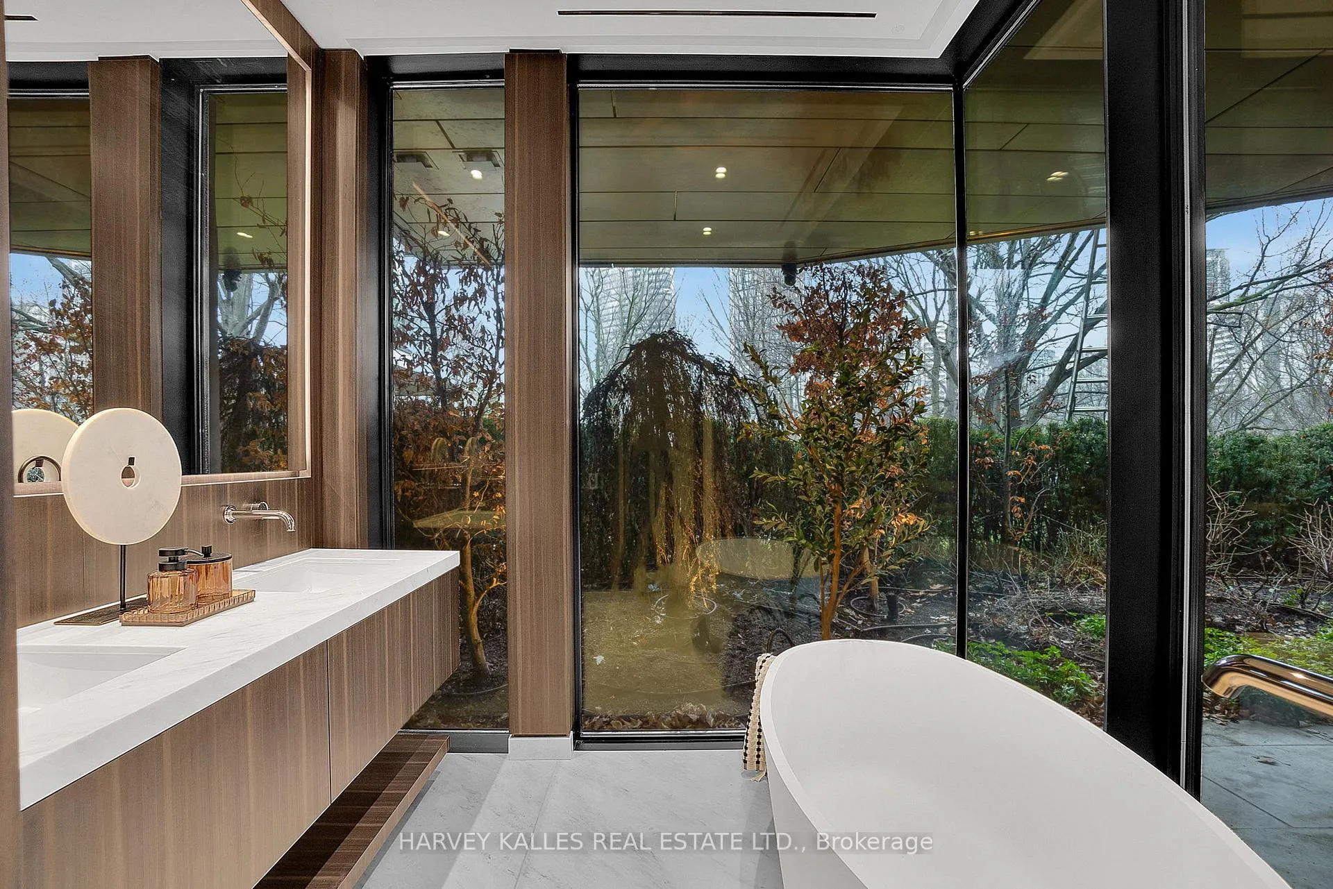 Photo 23 of Unit 104, 7 Dale Avenue, Toronto, Rosedale-Moore Park — HOMEH