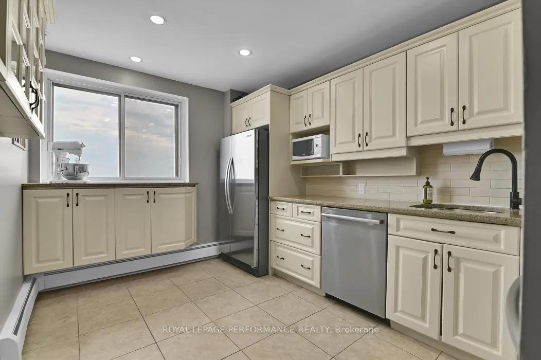 Photo 8 of Unit 505, 2650 Southvale Crescent, Ottawa, Sheffield Glen/Industrial Park — HOMEH