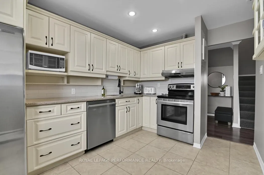 Photo 9 of Unit 505, 2650 Southvale Crescent, Ottawa, Sheffield Glen/Industrial Park — HOMEH