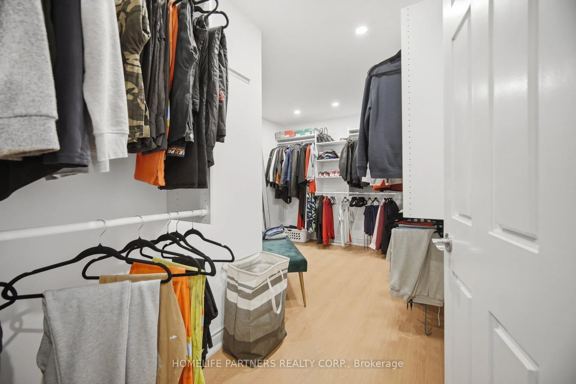 Photo 39 of 27 Marconi Avenue, Vaughan, East Woodbridge — HOMEH