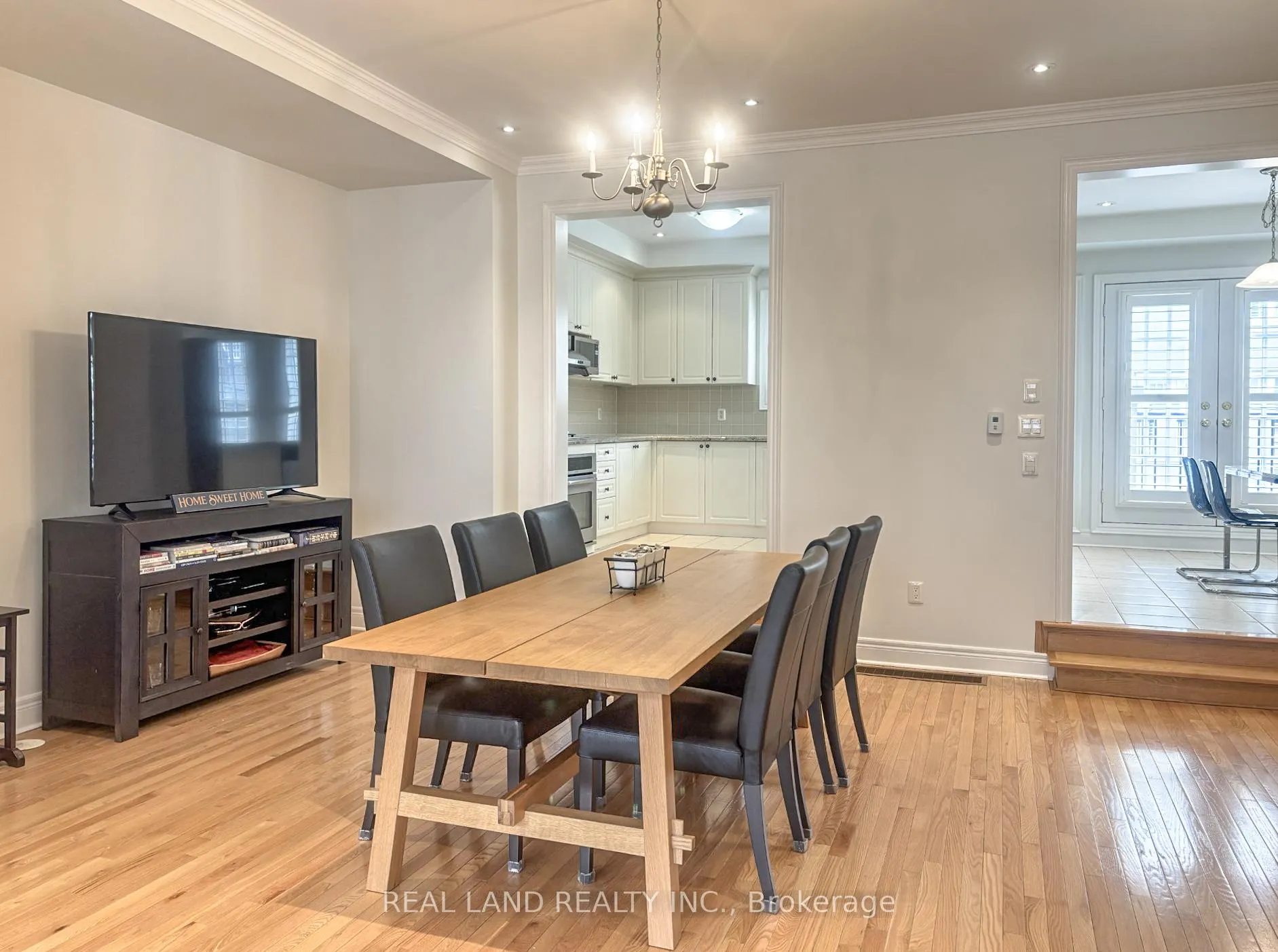 Photo 8 of 41 Lord Durham Road, Markham, Unionville — HOMEH