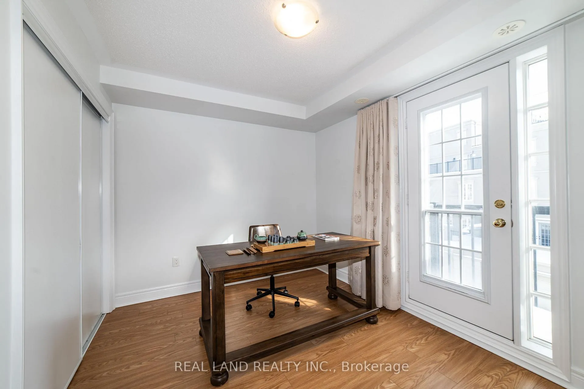 Photo 17 of 41 Lord Durham Road, Markham, Unionville — HOMEH