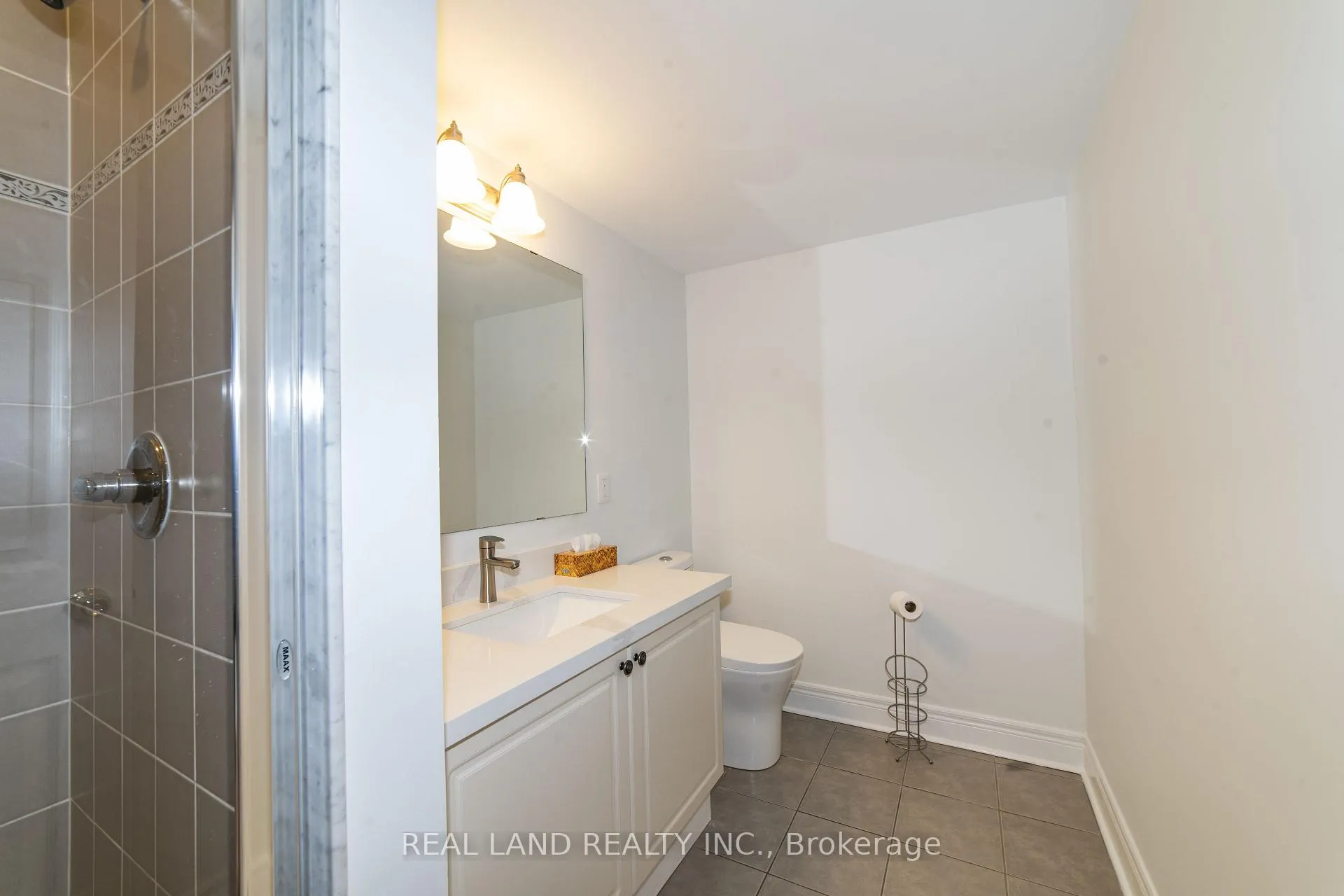 Photo 22 of 41 Lord Durham Road, Markham, Unionville — HOMEH