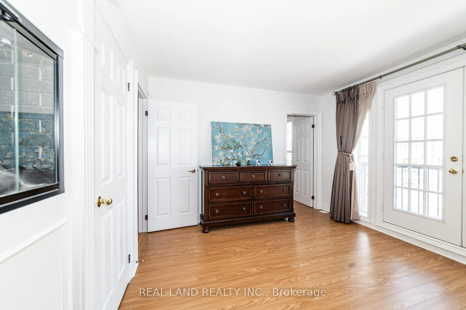 Photo 25 of 41 Lord Durham Road, Markham, Unionville — HOMEH