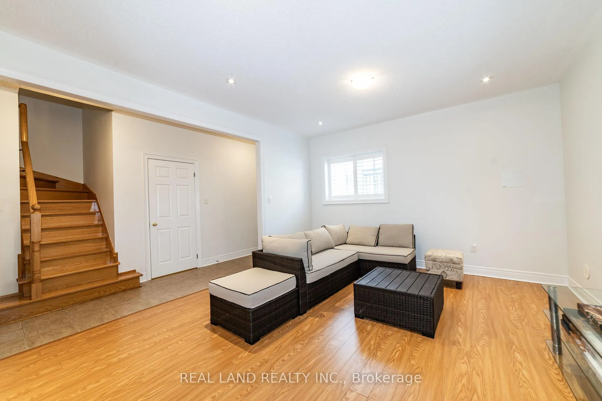 Photo 30 of 41 Lord Durham Road, Markham, Unionville — HOMEH