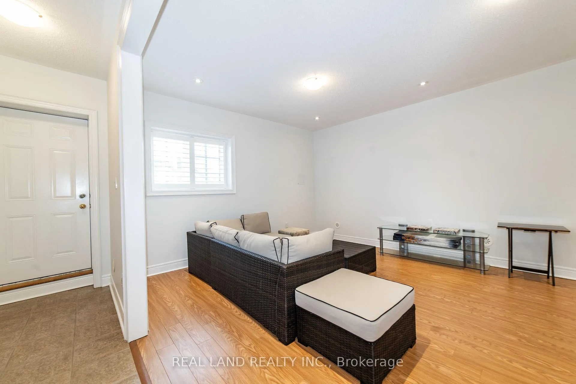 Photo 31 of 41 Lord Durham Road, Markham, Unionville — HOMEH