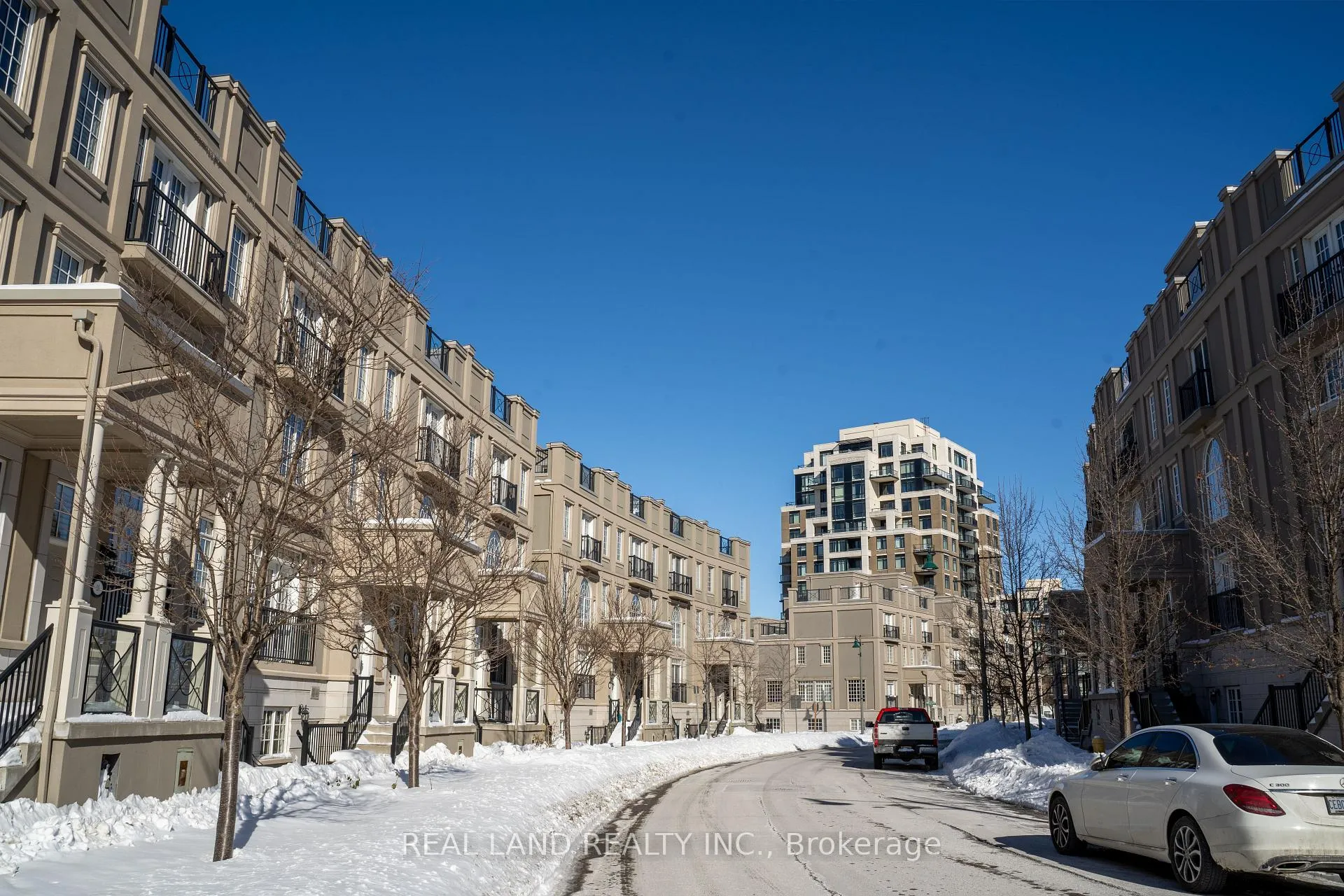 Photo 37 of 41 Lord Durham Road, Markham, Unionville — HOMEH
