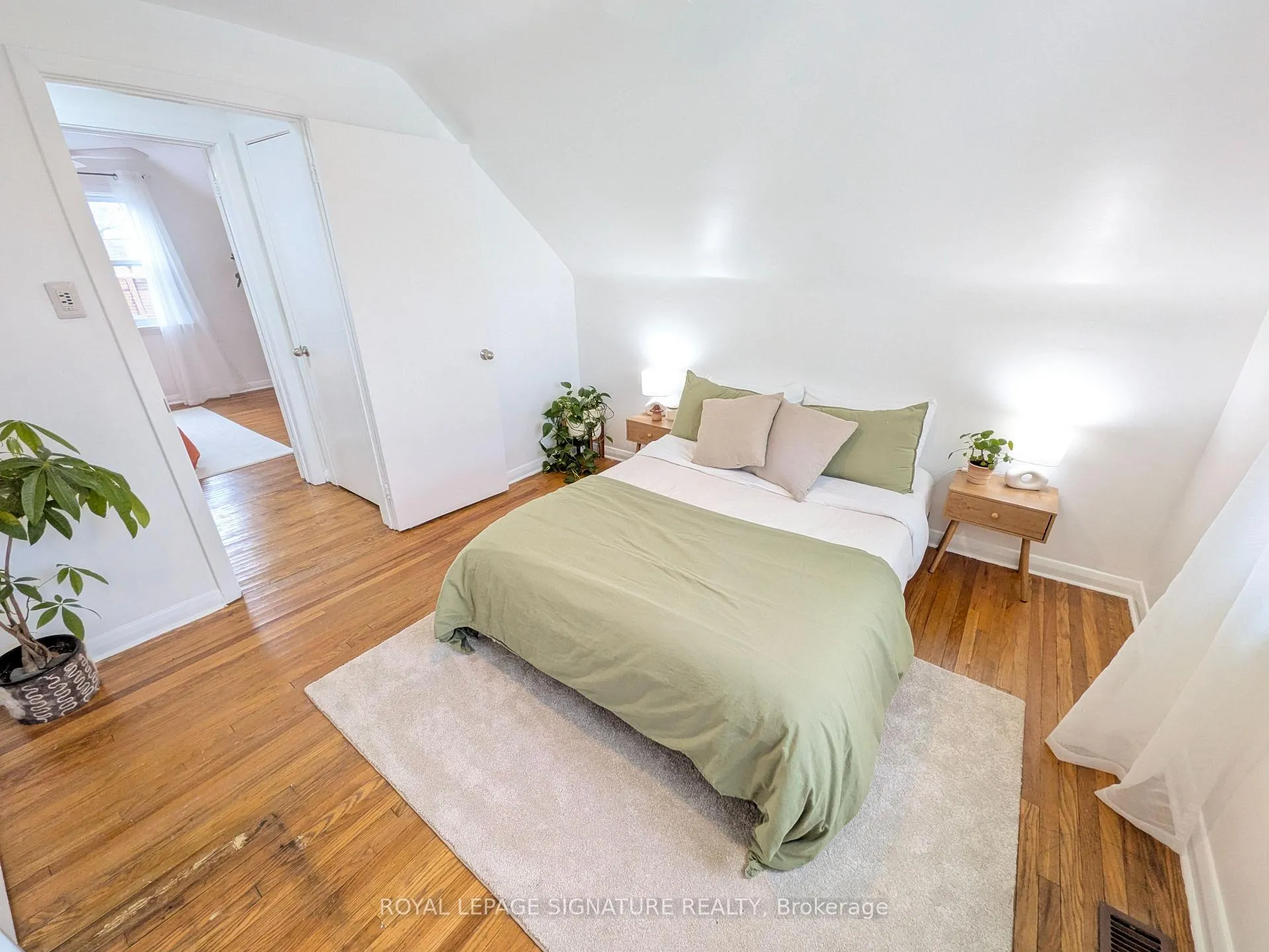 Photo 12 of 524 Burnham Street, Cobourg — HOMEH