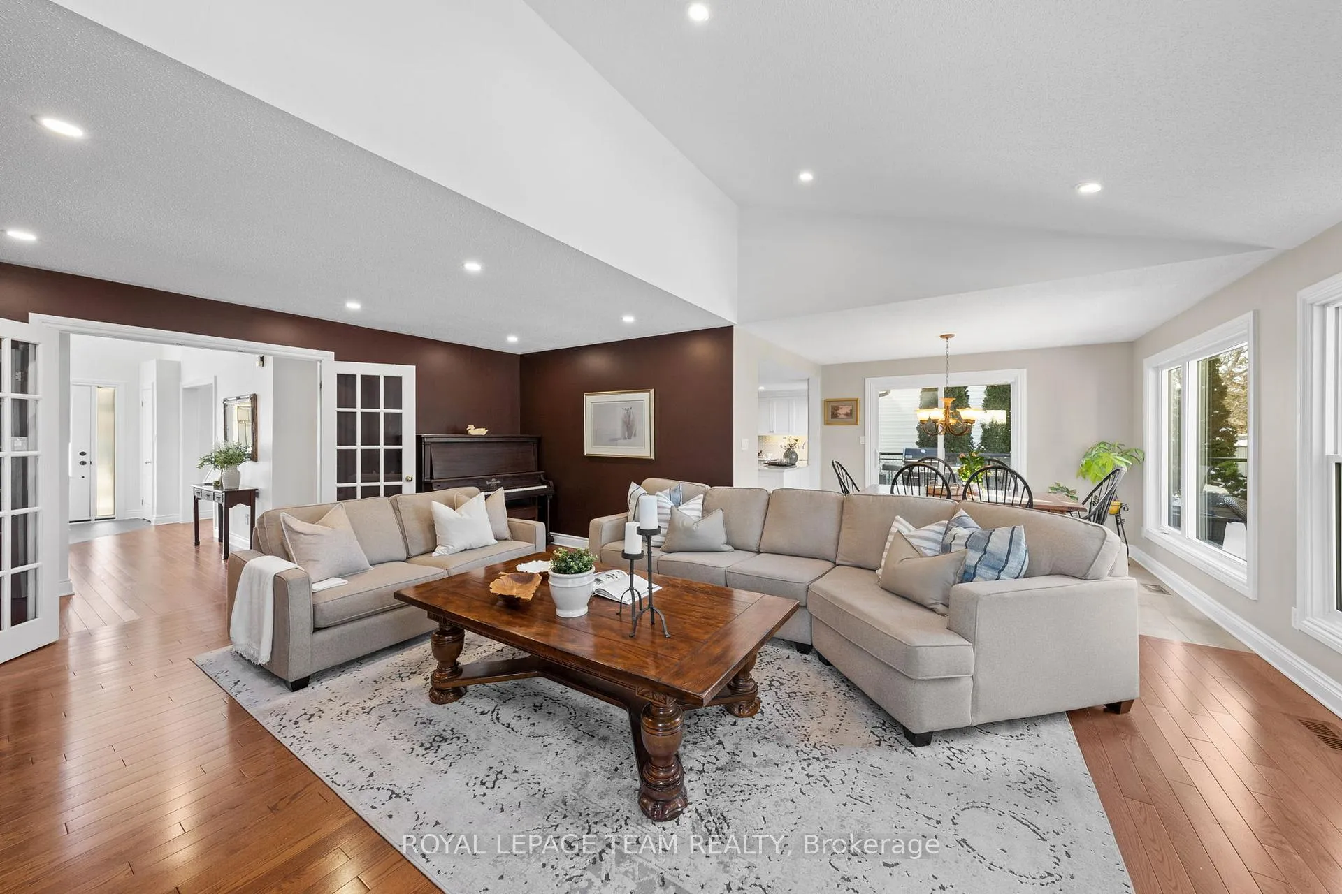 Photo 11 of 30 Crantham Crescent, Ottawa, Stittsville (Central) — HOMEH