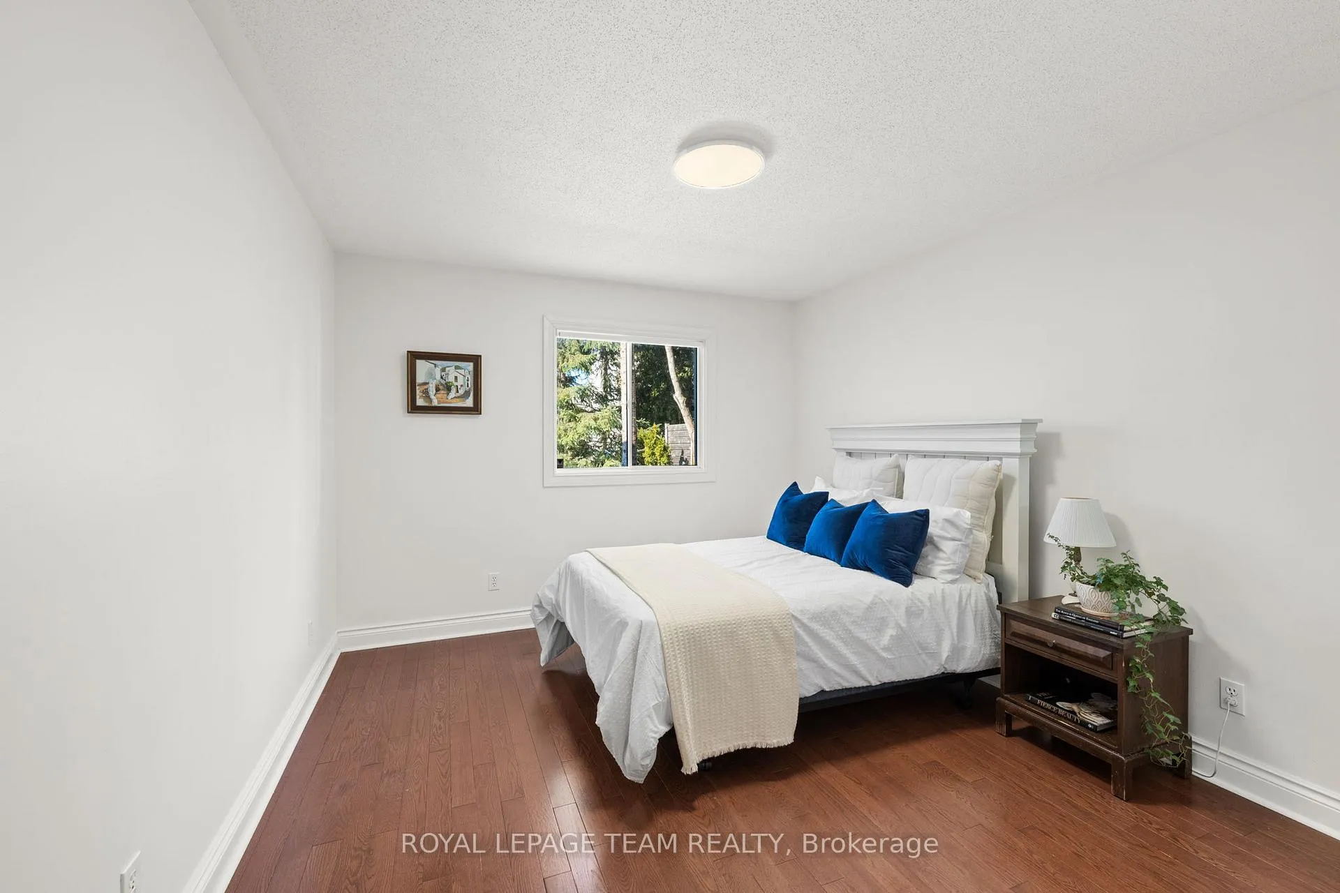 Photo 20 of 30 Crantham Crescent, Ottawa, Stittsville (Central) — HOMEH