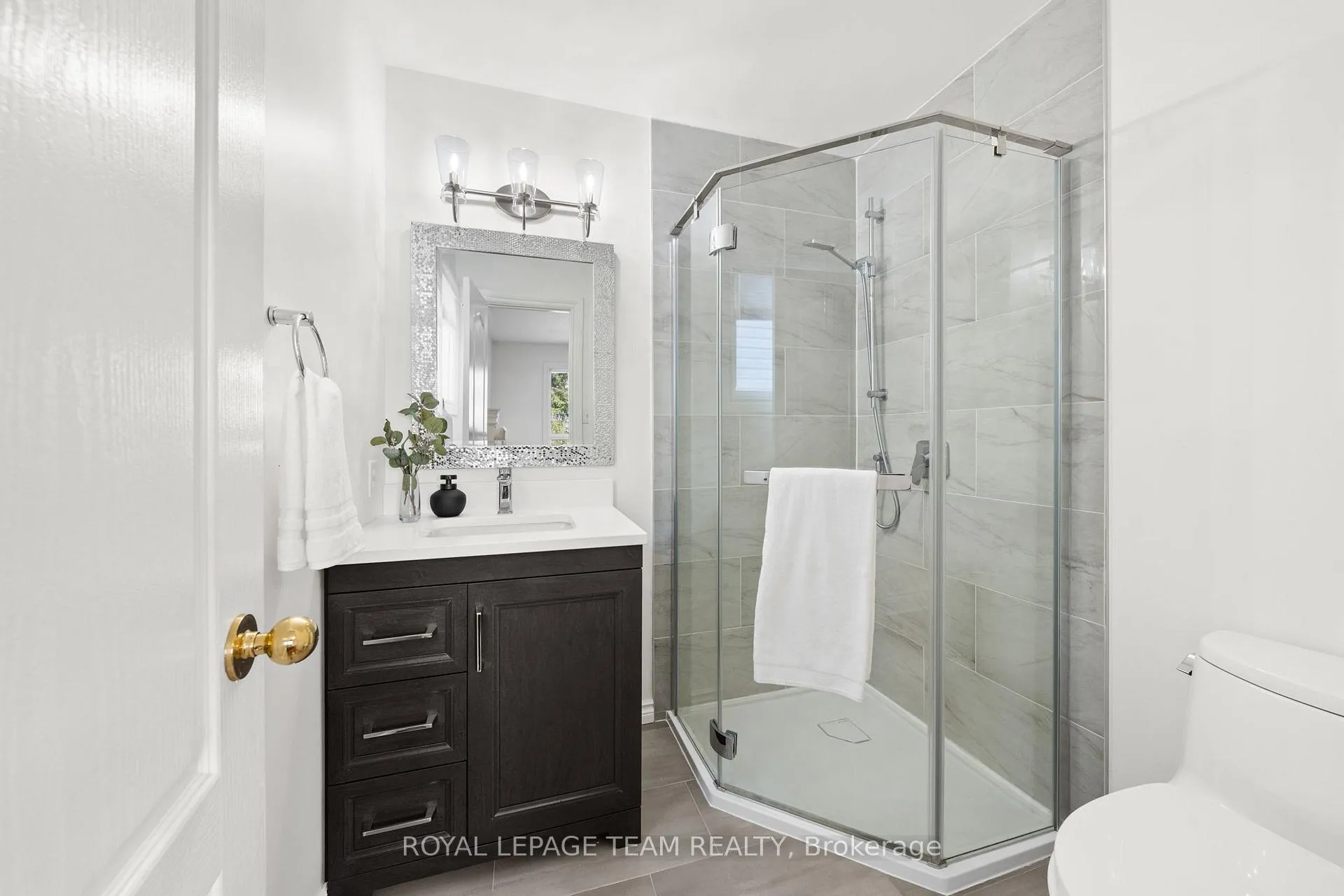 Photo 22 of 30 Crantham Crescent, Ottawa, Stittsville (Central) — HOMEH