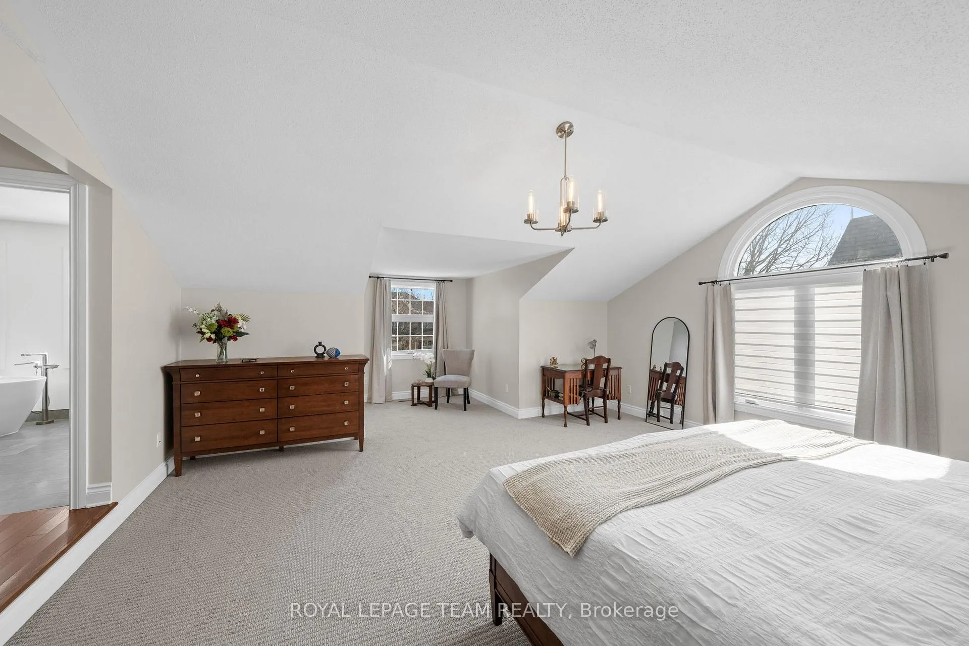 Photo 26 of 30 Crantham Crescent, Ottawa, Stittsville (Central) — HOMEH