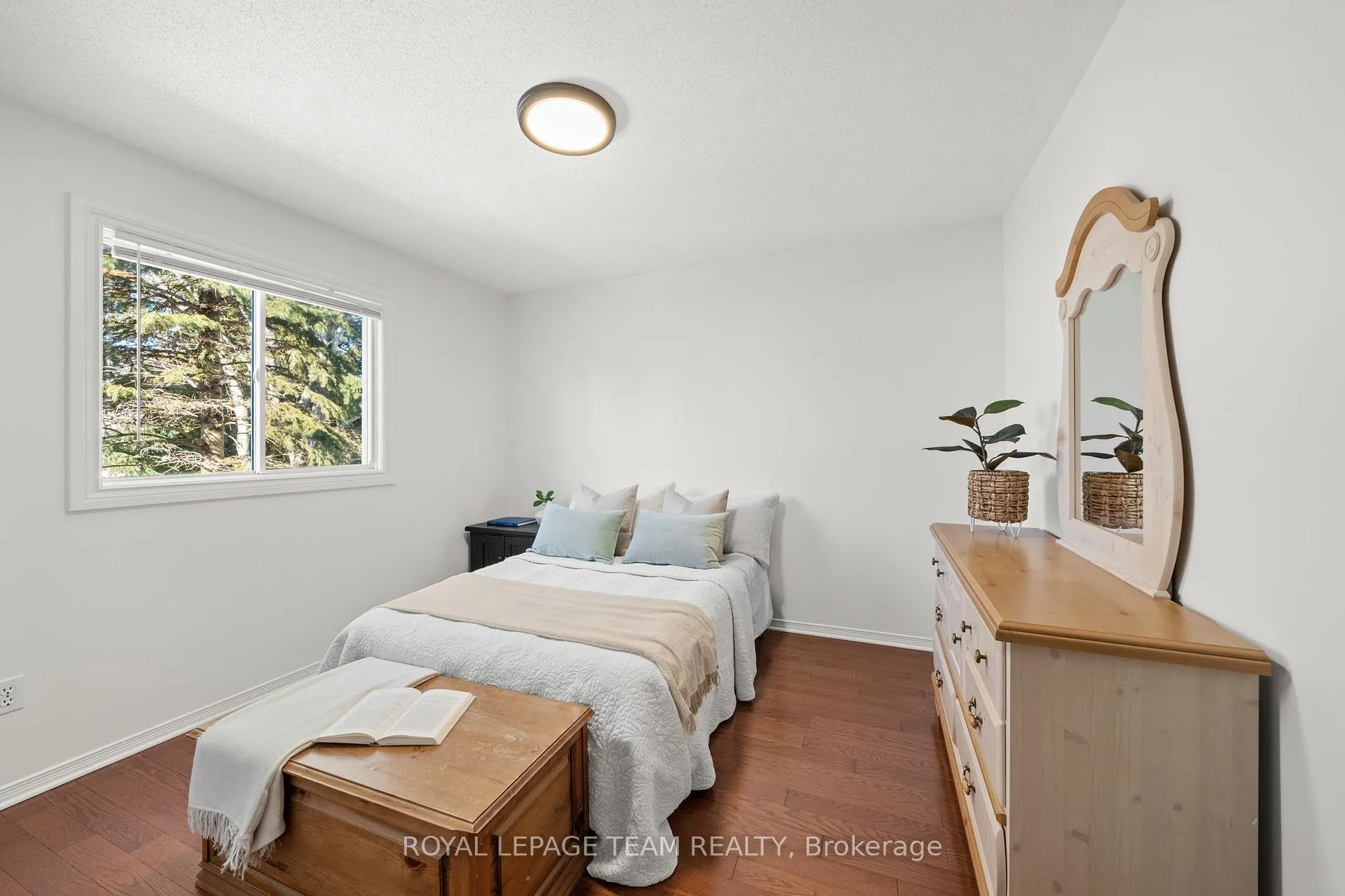 Photo 34 of 30 Crantham Crescent, Ottawa, Stittsville (Central) — HOMEH