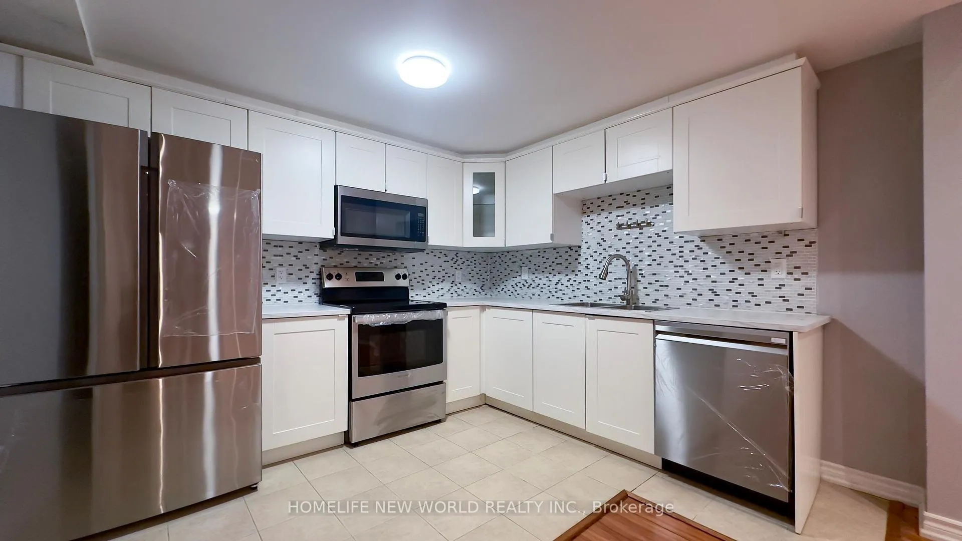 Photo 23 of 35 Chipperfield Crescent, Whitby, Pringle Creek — HOMEH