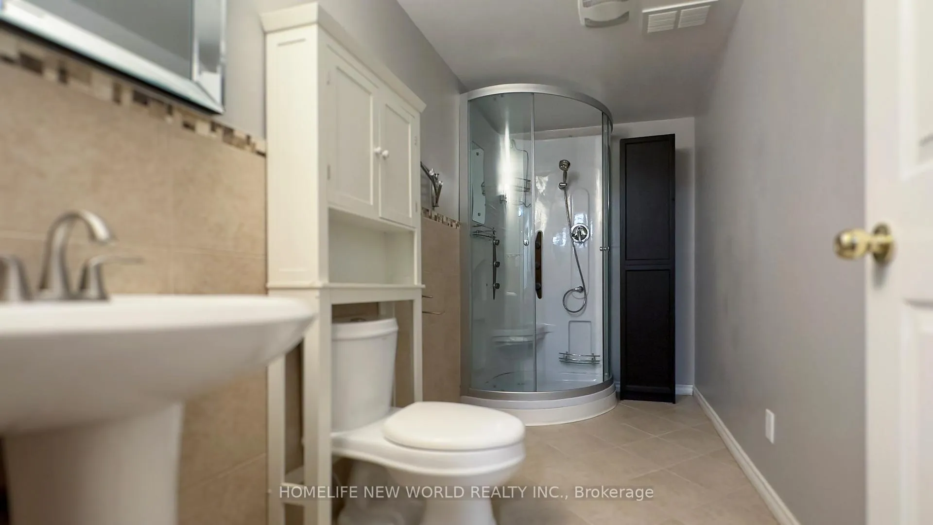 Photo 27 of 35 Chipperfield Crescent, Whitby, Pringle Creek — HOMEH