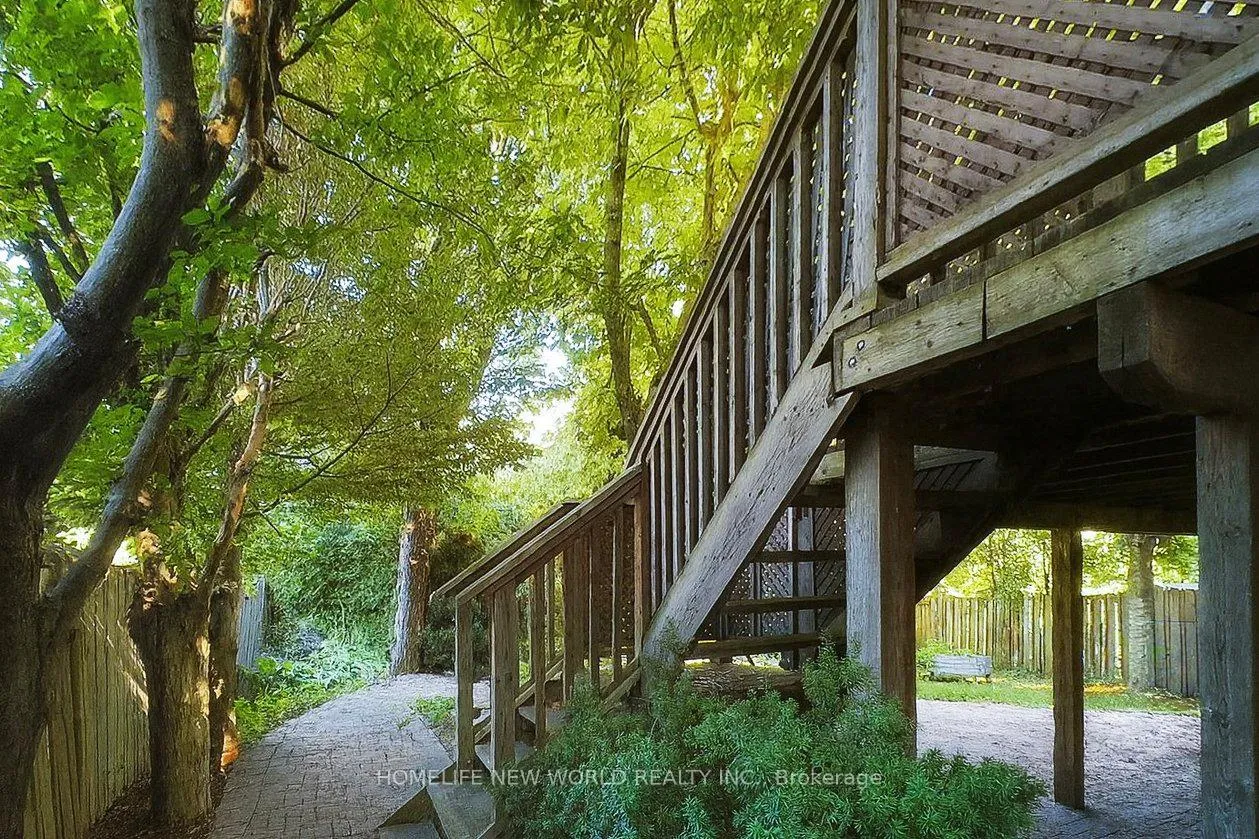 Photo 28 of 35 Chipperfield Crescent, Whitby, Pringle Creek — HOMEH