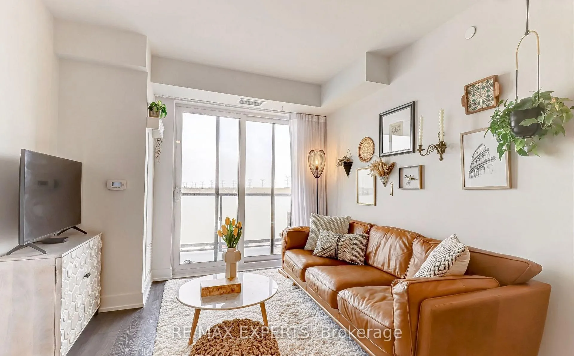 Photo 3 of Unit 418, 2550 Simcoe Street N, Oshawa, Windfields — HOMEH