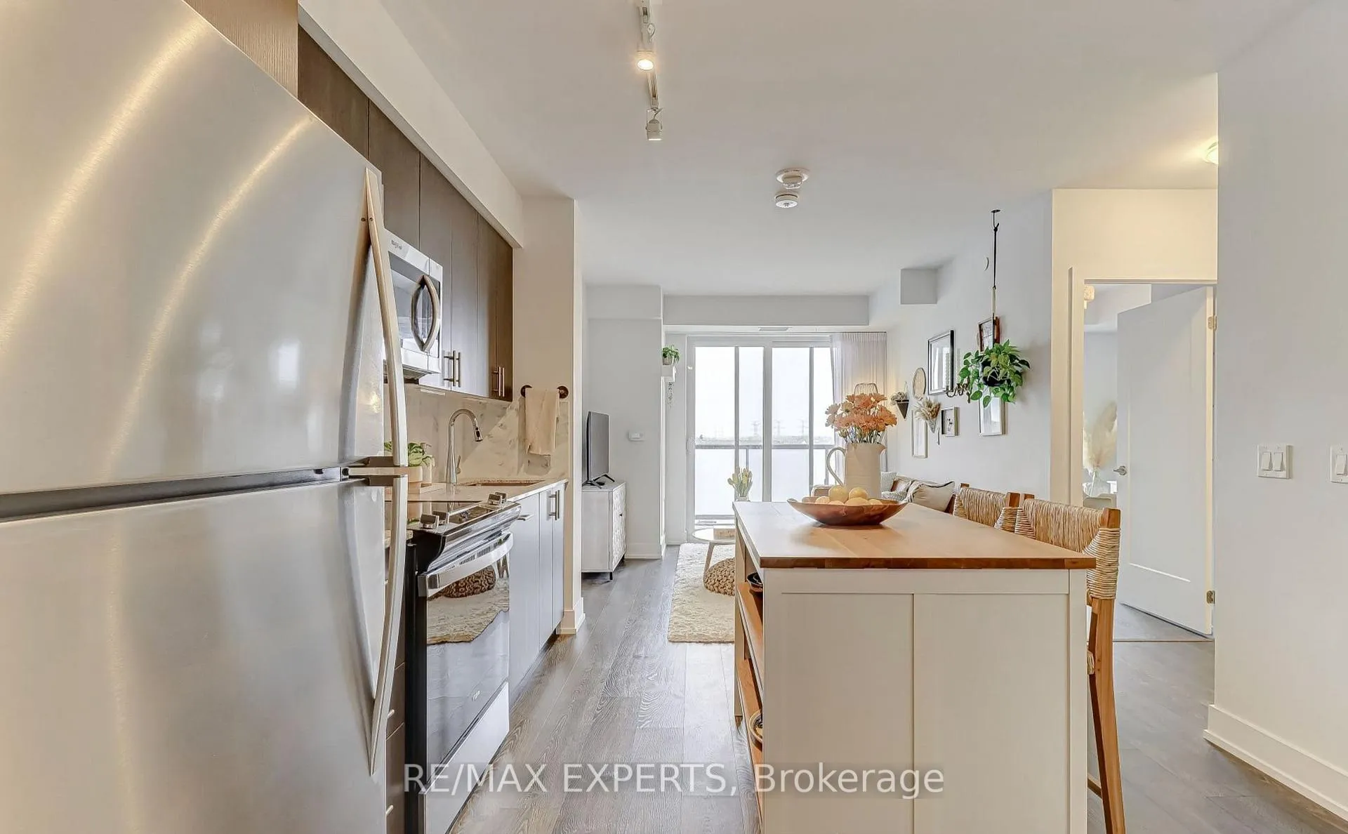 Photo 8 of Unit 418, 2550 Simcoe Street N, Oshawa, Windfields — HOMEH